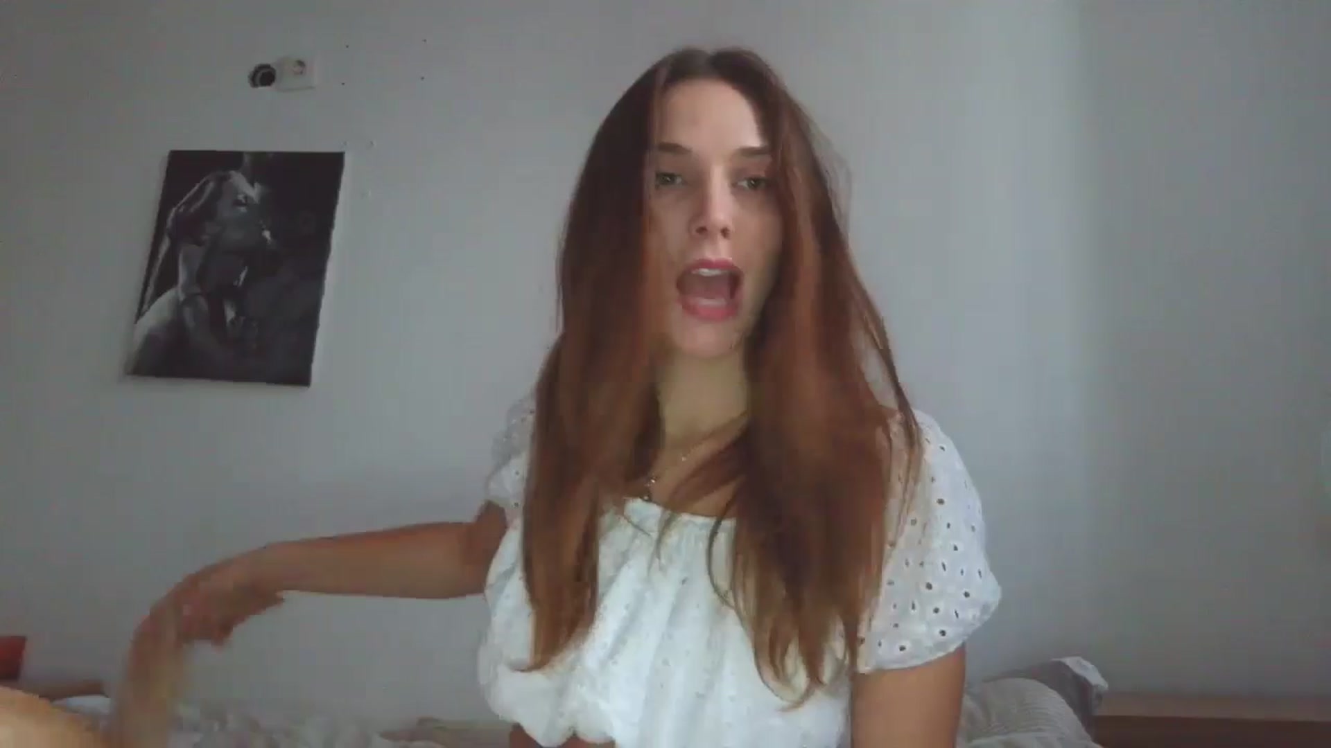 Gallery image thumbnail from HaleyReed's myfreecams stream on, 10/26/2025, 12:32 image 15 of 20