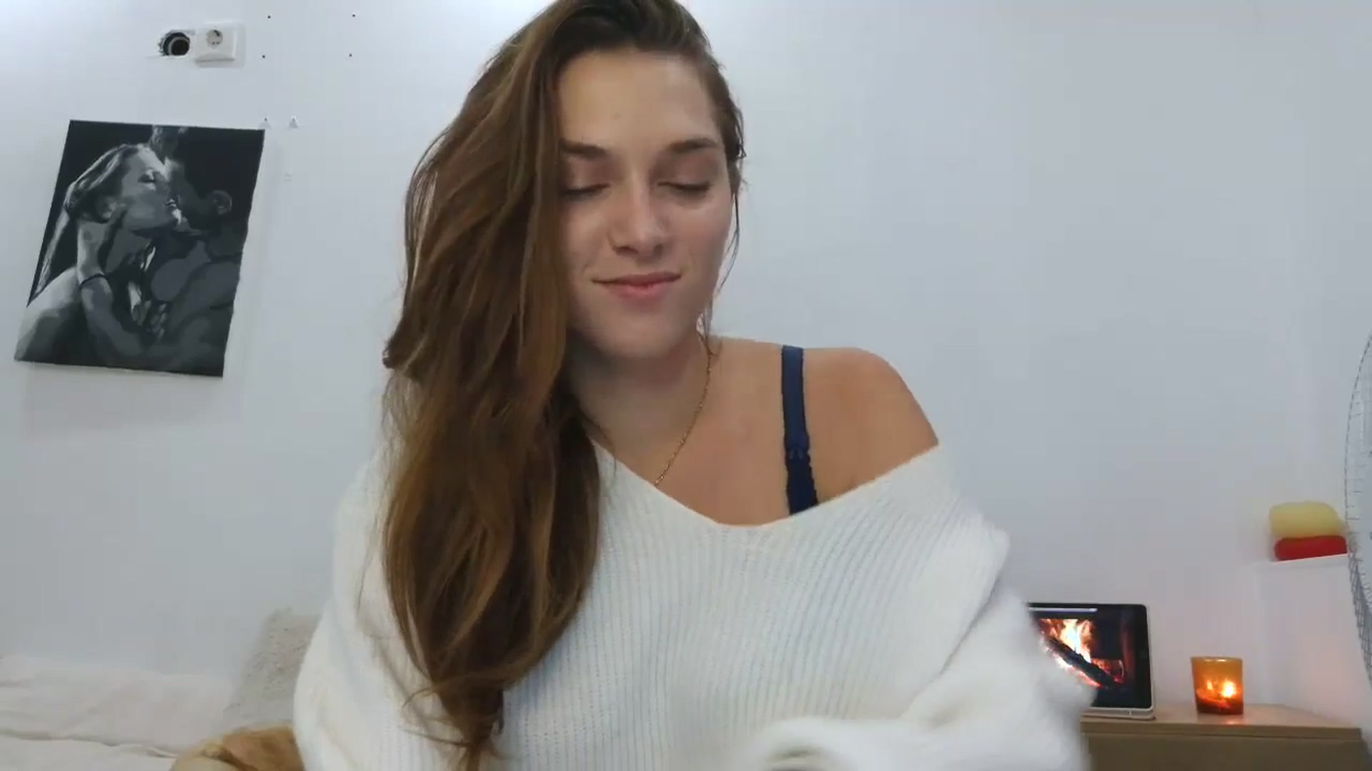 Gallery image thumbnail from HaleyReed's myfreecams stream on, 10/27/2025, 12:57 image 15 of 20