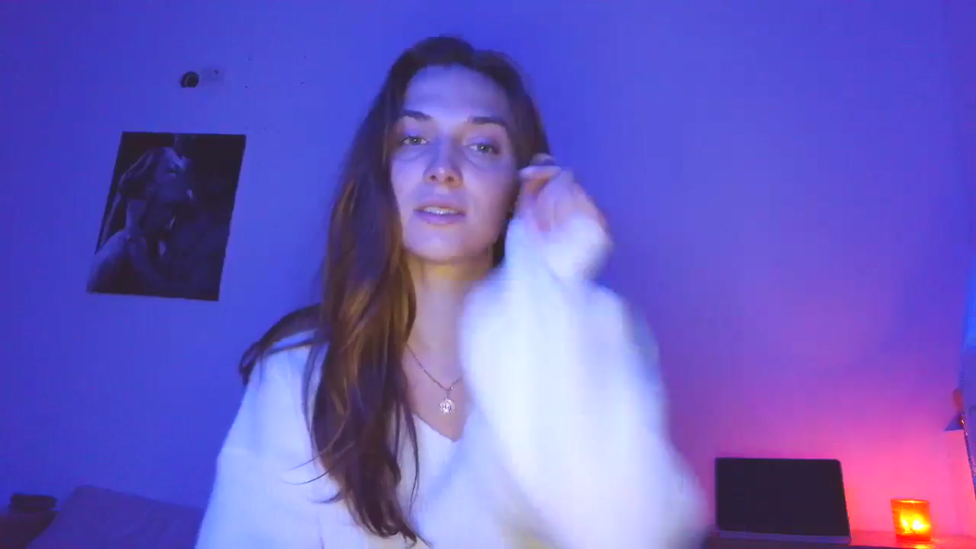 Gallery image thumbnail from HaleyReed's myfreecams stream on, 10/27/2025, 15:07 image 14 of 20