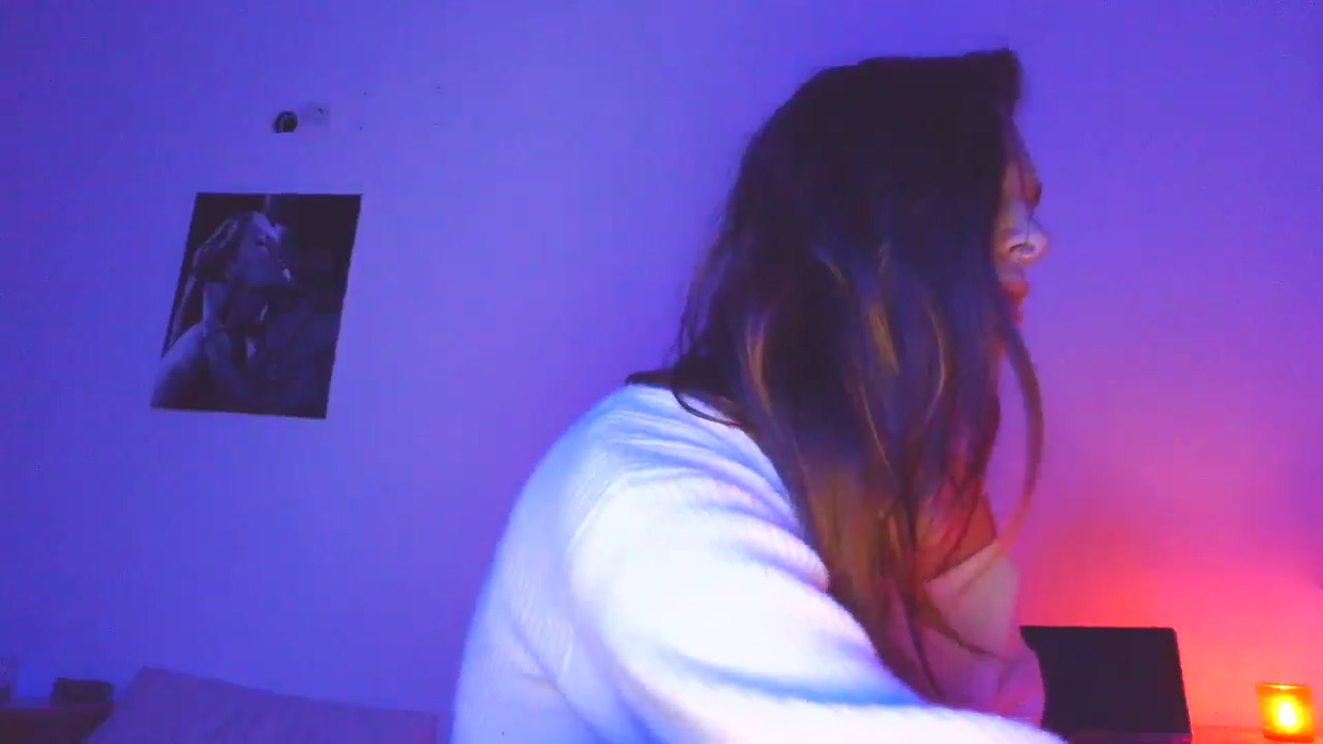 Gallery image thumbnail from HaleyReed's myfreecams stream on, 10/27/2025, 15:07 image 17 of 20