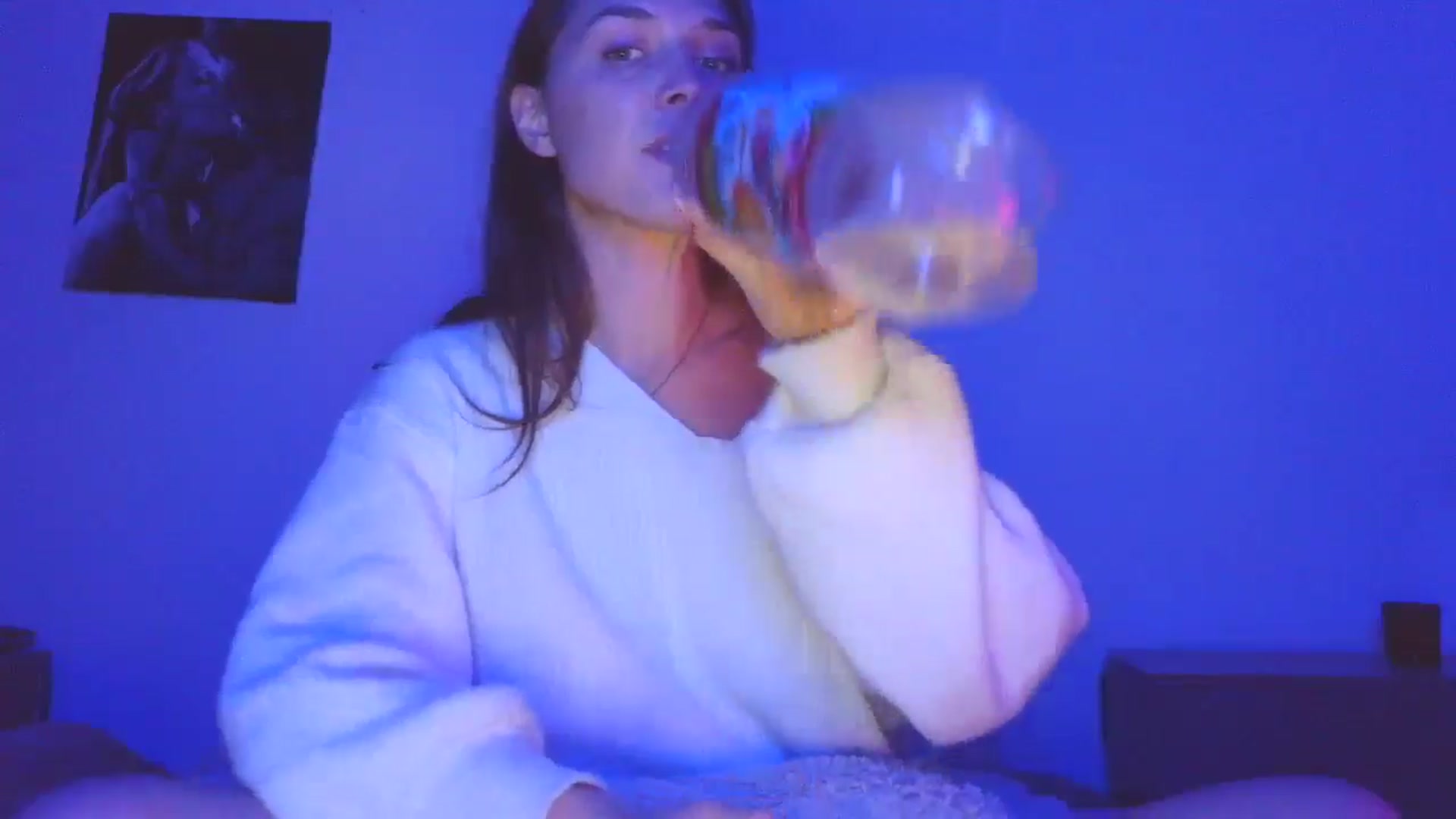 Gallery image thumbnail from HaleyReed's myfreecams stream on, 10/27/2025, 16:07 image 17 of 20