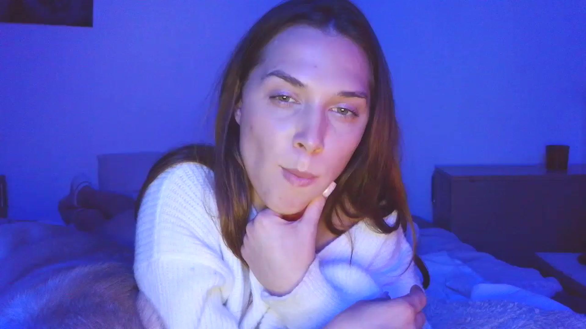 Gallery image thumbnail from HaleyReed's myfreecams stream on, 10/27/2025, 16:07 image 15 of 20