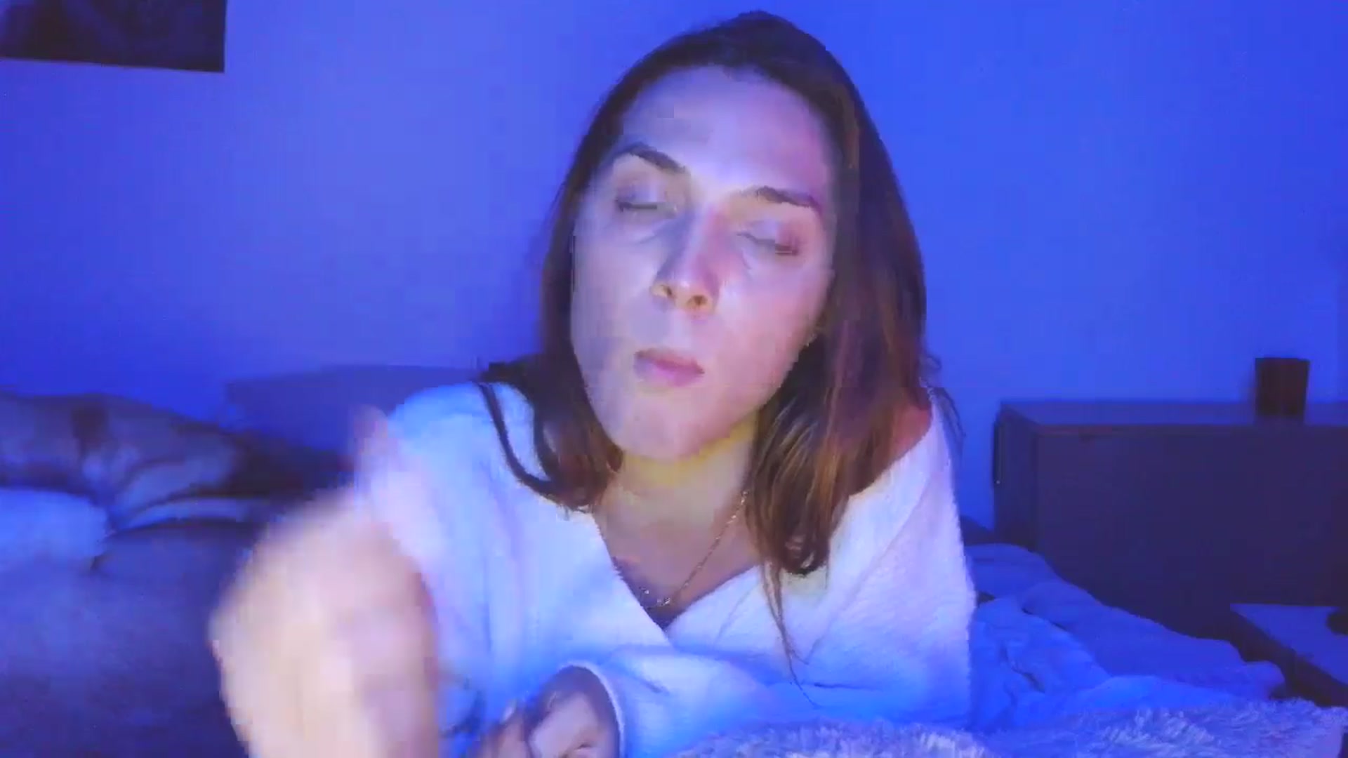 Gallery image thumbnail from HaleyReed's myfreecams stream on, 10/27/2025, 16:07 image 6 of 20