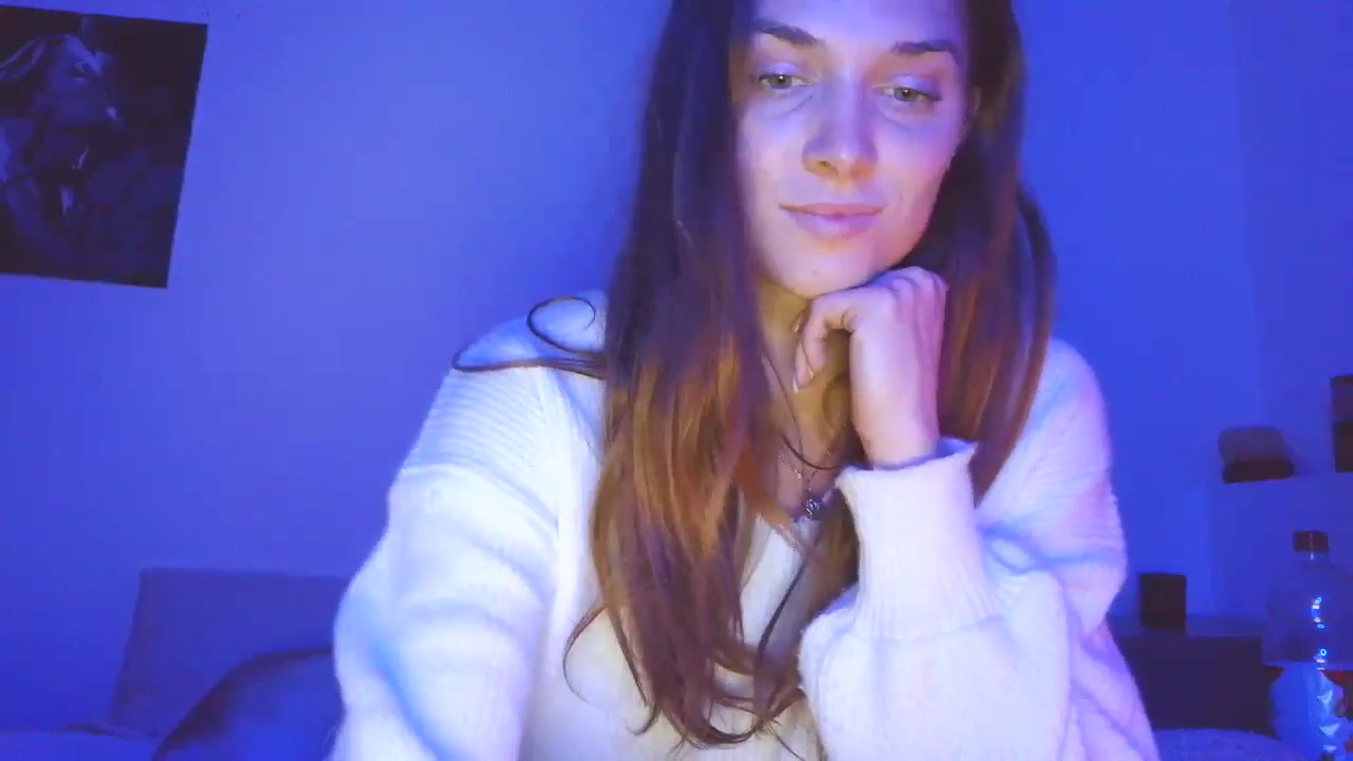 Gallery image thumbnail from HaleyReed's myfreecams stream on, 10/27/2025, 18:12 image 3 of 20