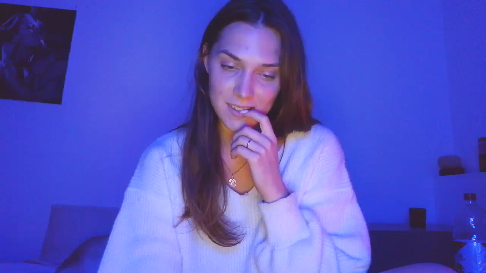 Gallery image thumbnail from HaleyReed's myfreecams stream on, 10/27/2025, 18:12 image 7 of 20