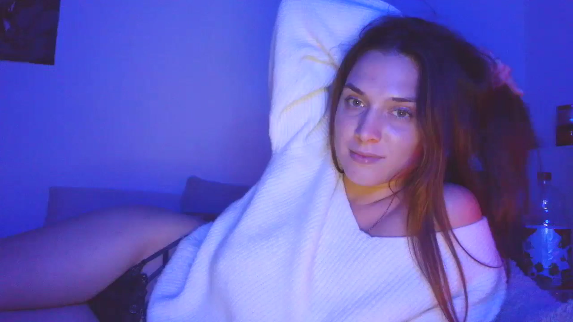 Gallery image thumbnail from HaleyReed's myfreecams stream on, 10/27/2025, 18:12 image 10 of 20
