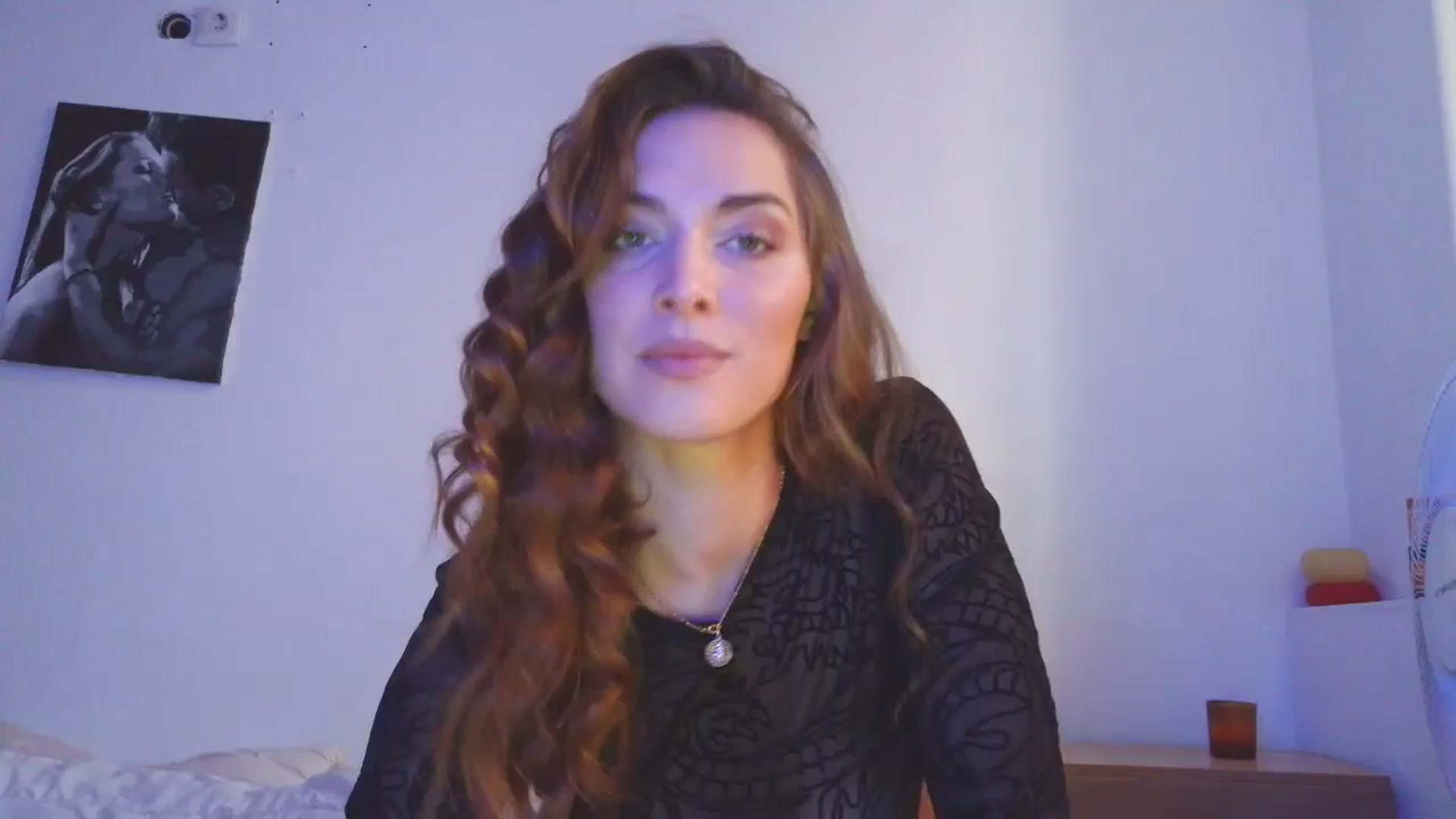 Gallery image thumbnail from HaleyReed's myfreecams stream on, 10/28/2025, 11:00 image 1 of 20