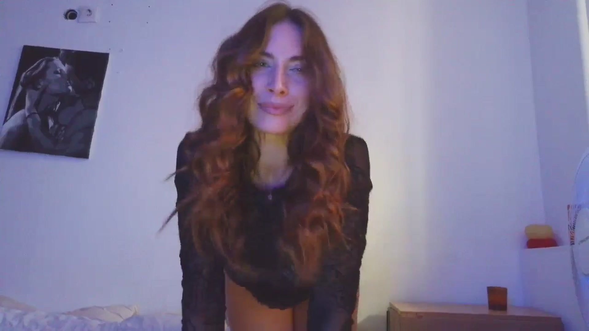 Gallery image thumbnail from HaleyReed's myfreecams stream on, 10/28/2025, 11:00 image 3 of 20