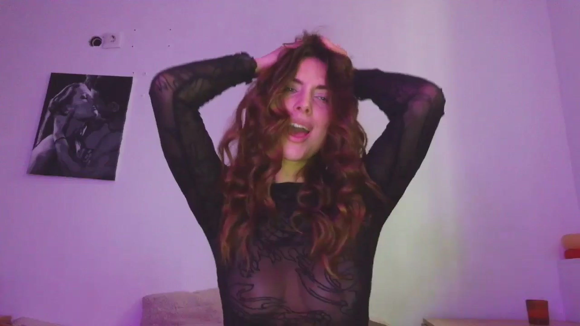 Gallery image thumbnail from HaleyReed's myfreecams stream on, 10/28/2025, 11:36 image 17 of 20