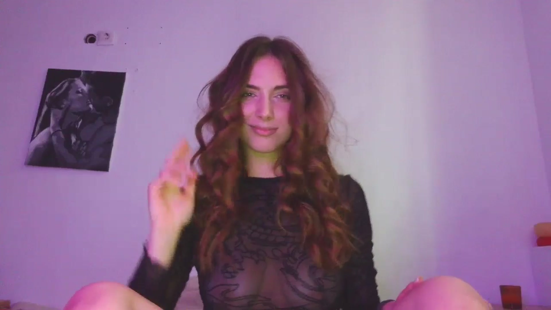 Gallery image thumbnail from HaleyReed's myfreecams stream on, 10/28/2025, 11:36 image 18 of 20