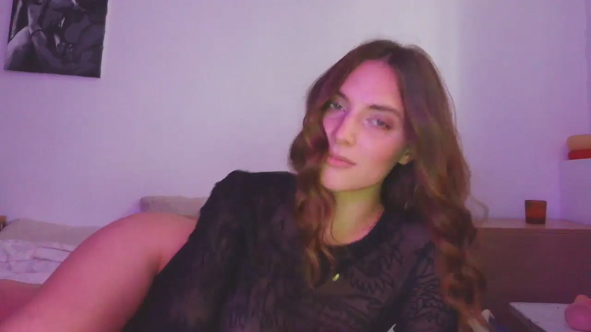 Gallery image thumbnail from HaleyReed's myfreecams stream on, 10/28/2025, 13:07 image 9 of 20