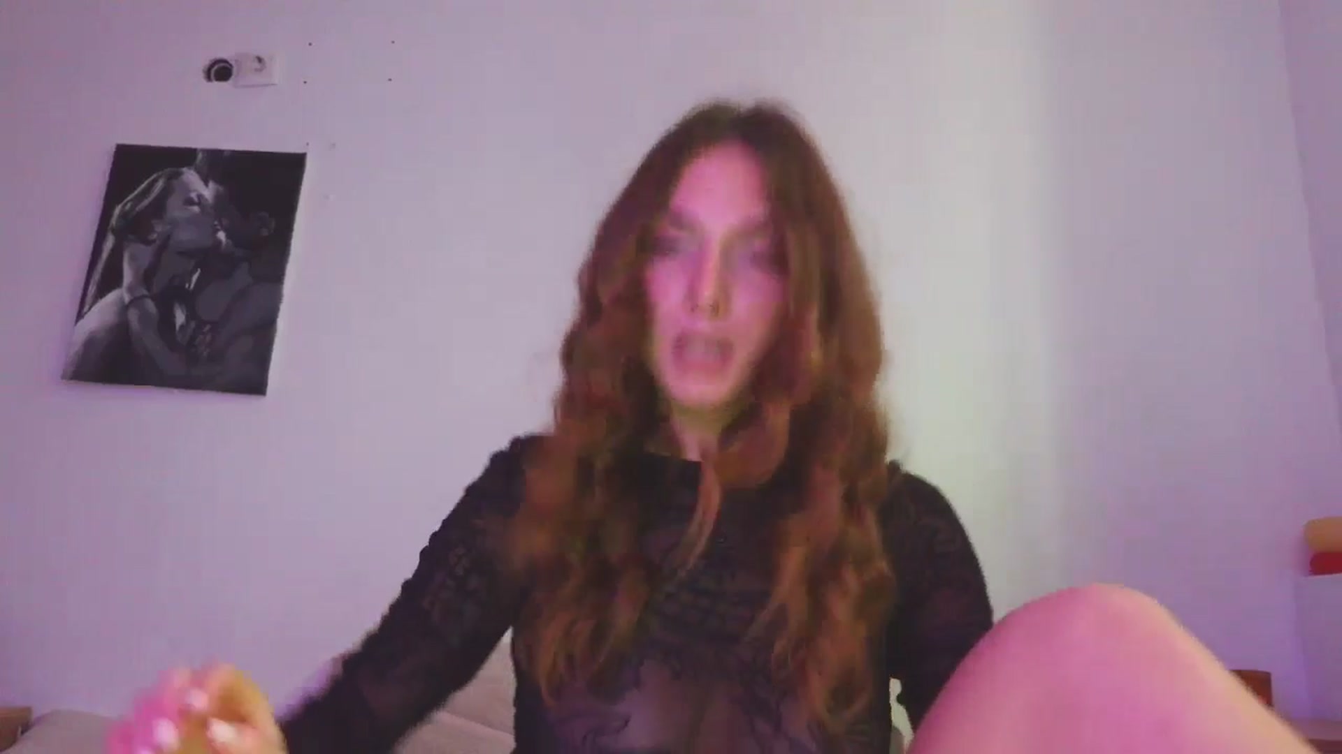 Gallery image thumbnail from HaleyReed's myfreecams stream on, 10/28/2025, 13:07 image 5 of 20