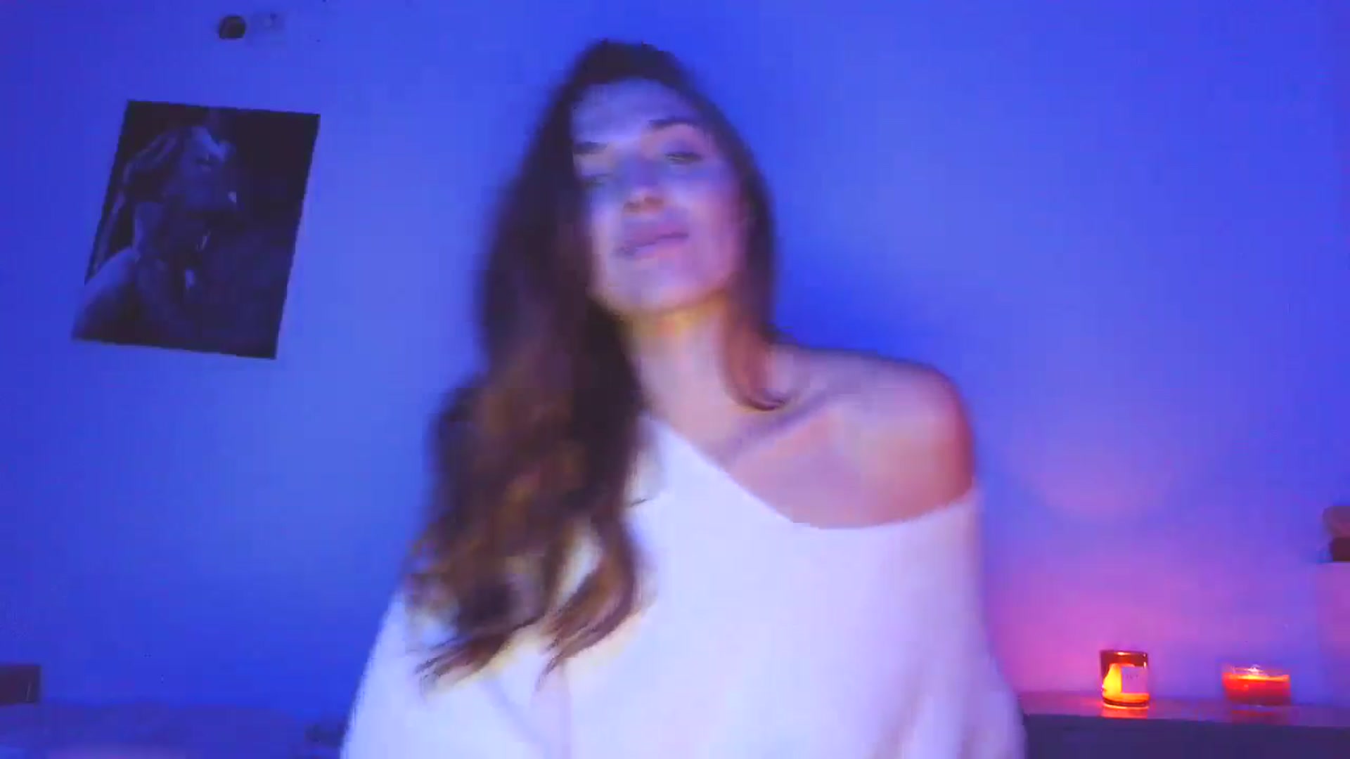 Gallery image thumbnail from HaleyReed's myfreecams stream on, 10/30/2025, 15:50 image 14 of 20