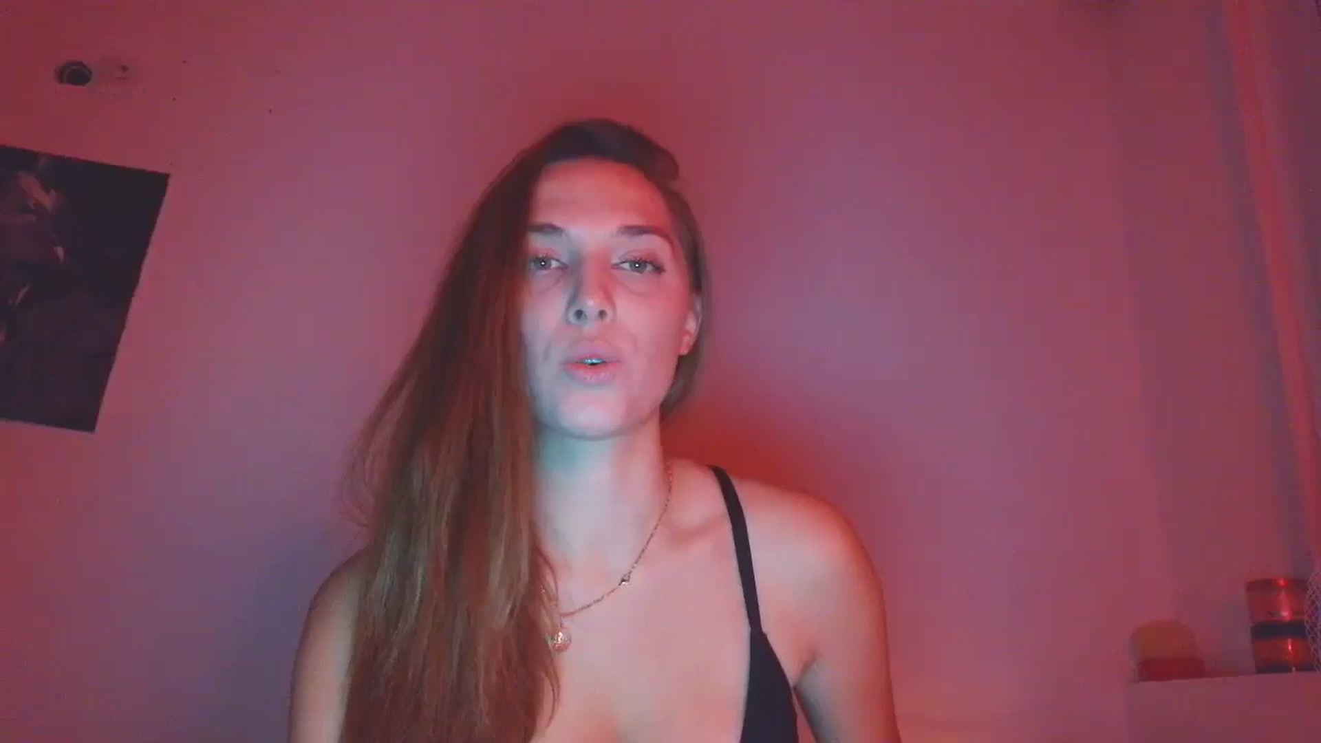 Gallery image thumbnail from HaleyReed's myfreecams stream on, 10/31/2025, 15:03 image 13 of 20