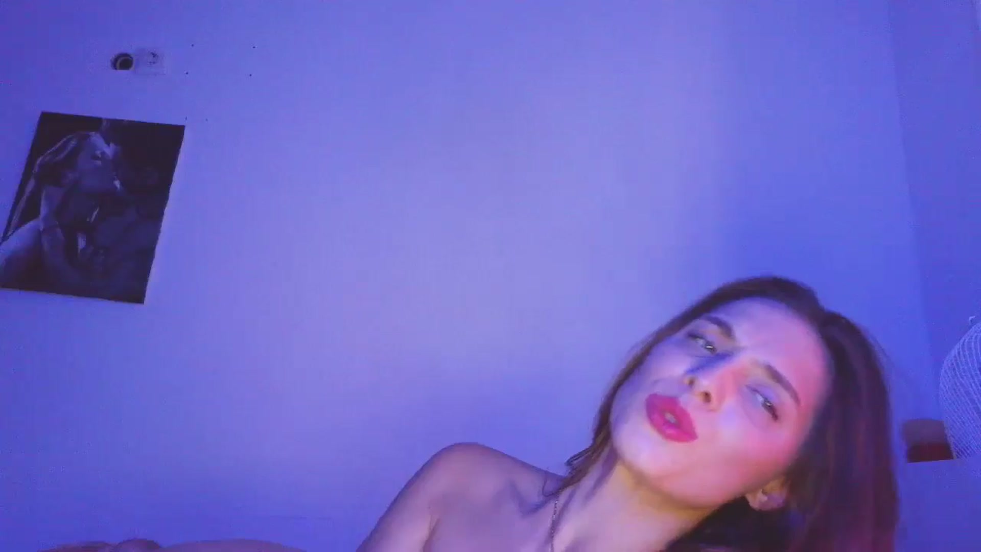 Gallery image thumbnail from HaleyReed's myfreecams stream on, 11/02/2025, 13:56 image 18 of 20
