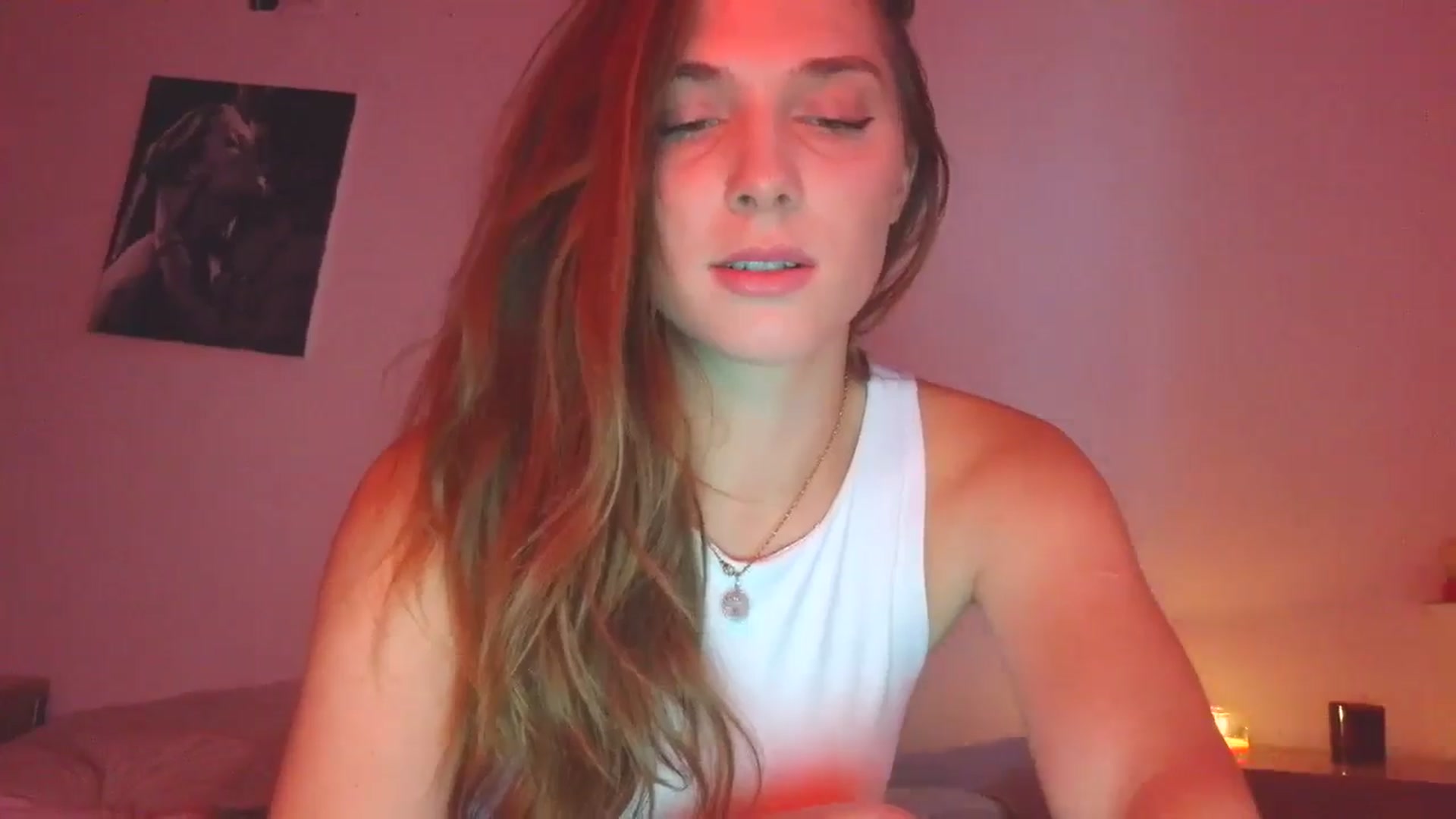 Gallery image thumbnail from HaleyReed's myfreecams stream on, 11/03/2025, 13:37 image 15 of 20