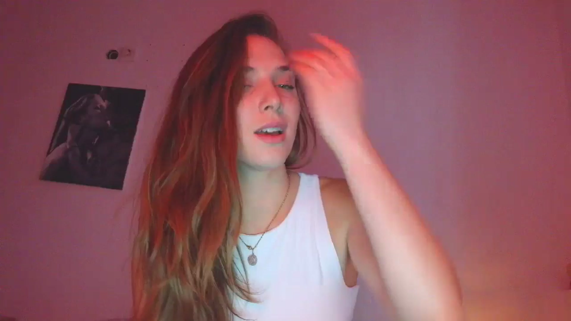 Gallery image thumbnail from HaleyReed's myfreecams stream on, 11/03/2025, 13:37 image 17 of 20