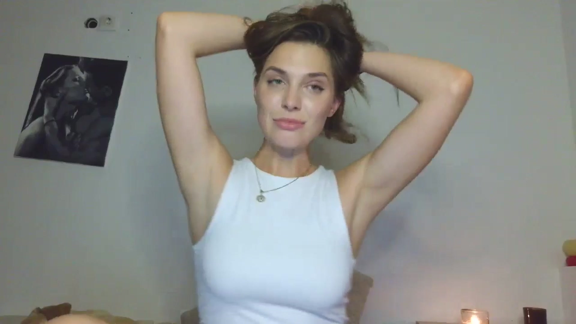 Gallery image thumbnail from HaleyReed's myfreecams stream on, 11/03/2025, 17:24 image 17 of 20