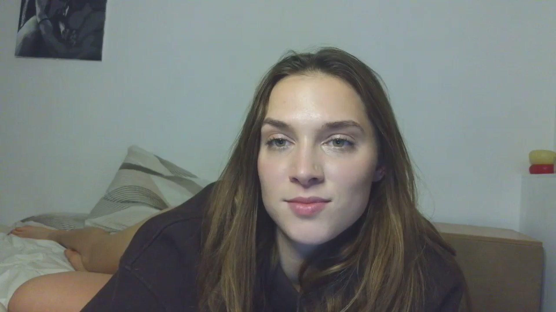 Gallery image thumbnail from HaleyReed's myfreecams stream on, 11/10/2025, 18:25 image 12 of 20