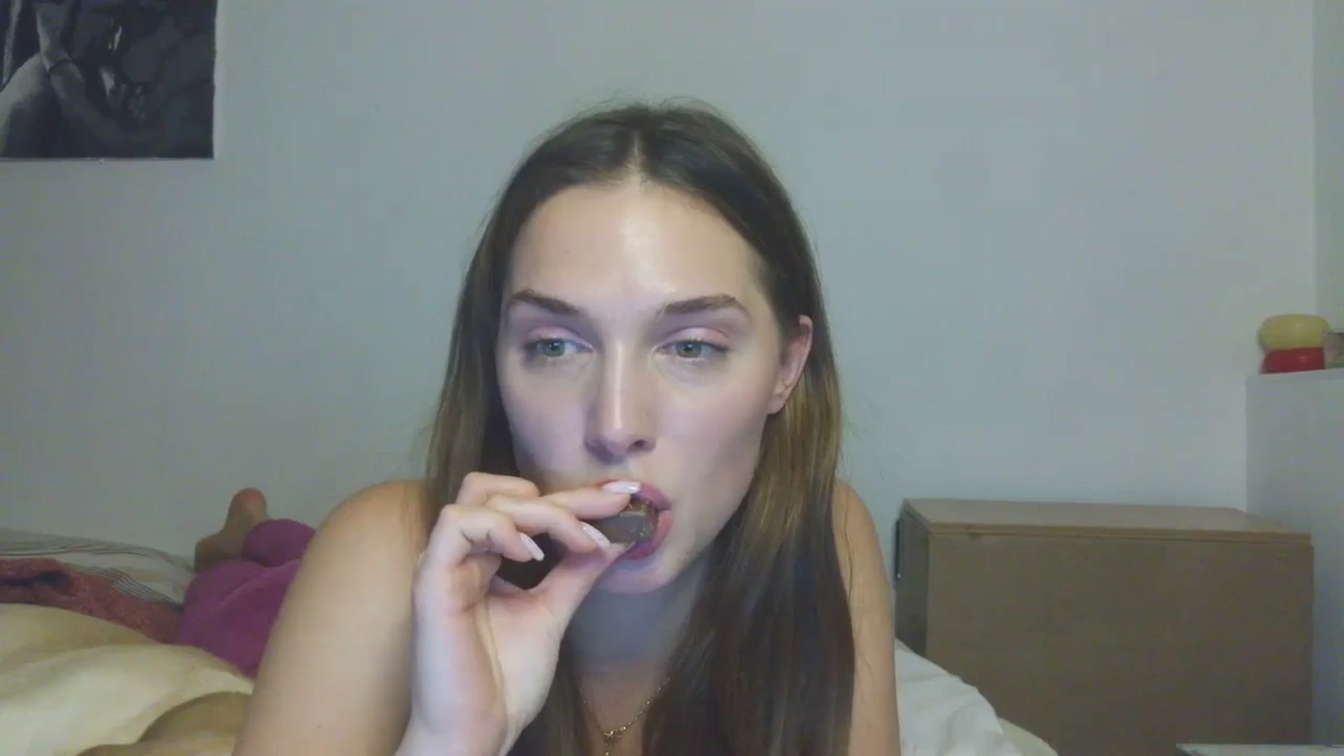 Gallery image thumbnail from HaleyReed's myfreecams stream on, 11/12/2025, 17:59 image 4 of 20