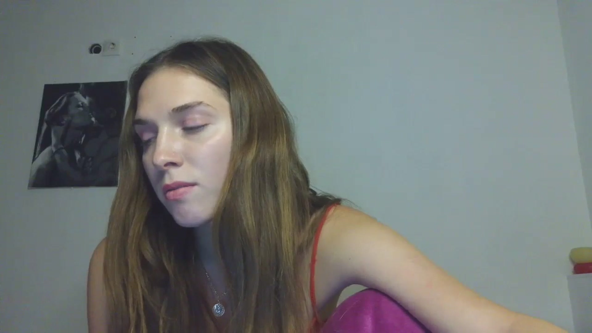 Gallery image thumbnail from HaleyReed's myfreecams stream on, 11/12/2025, 17:59 image 15 of 20