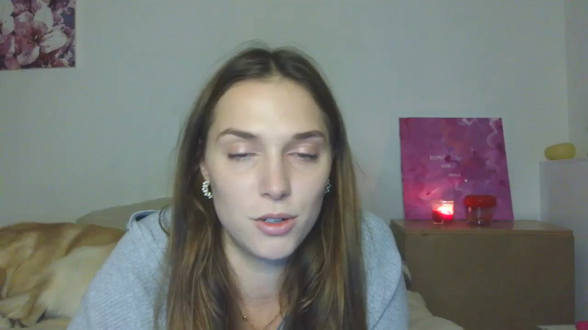 Gallery image thumbnail from HaleyReed's myfreecams stream on, 11/16/2025, 14:23 image 1 of 20