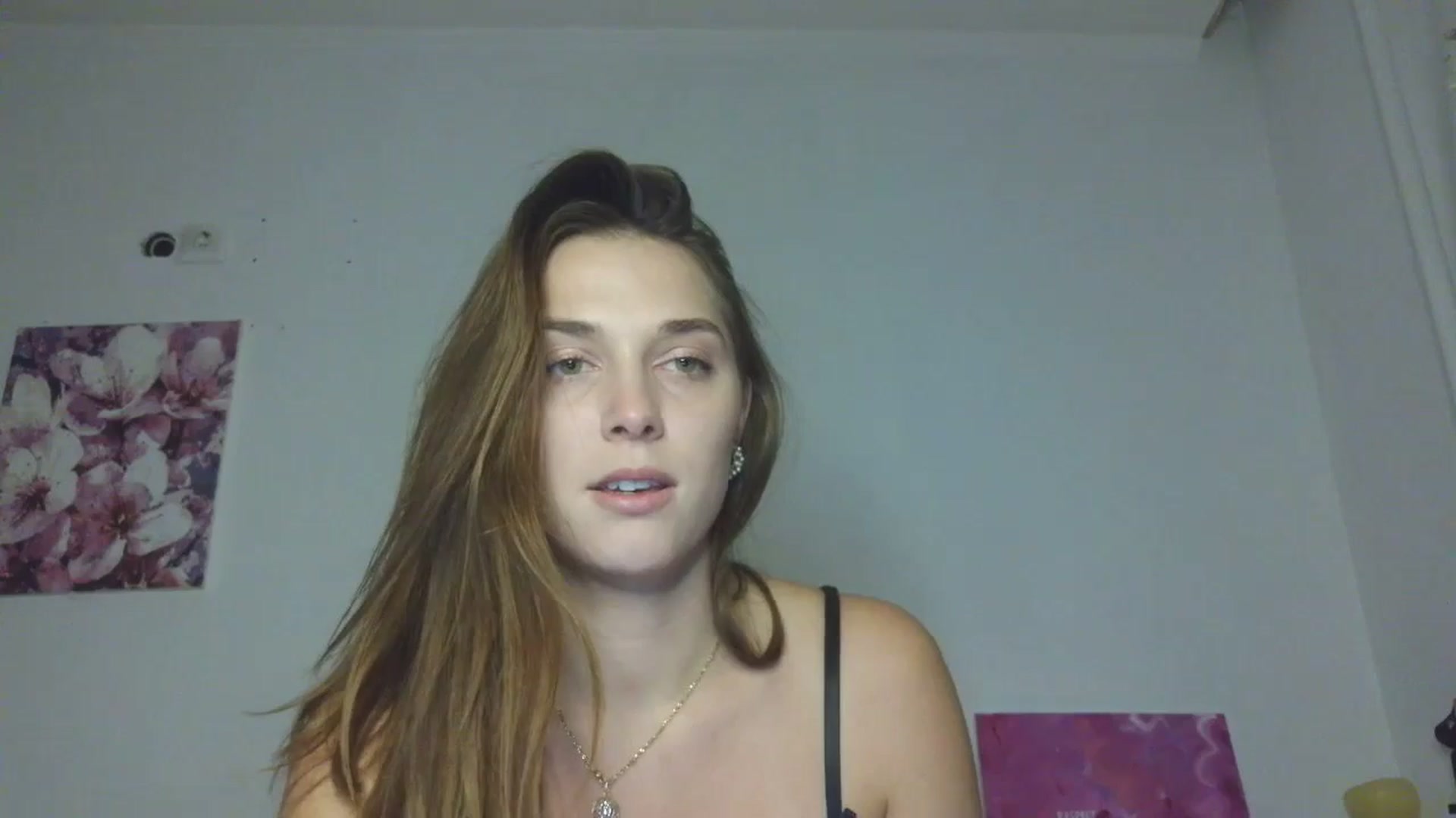 Gallery image thumbnail from HaleyReed's myfreecams stream on, 11/16/2025, 14:23 image 16 of 20