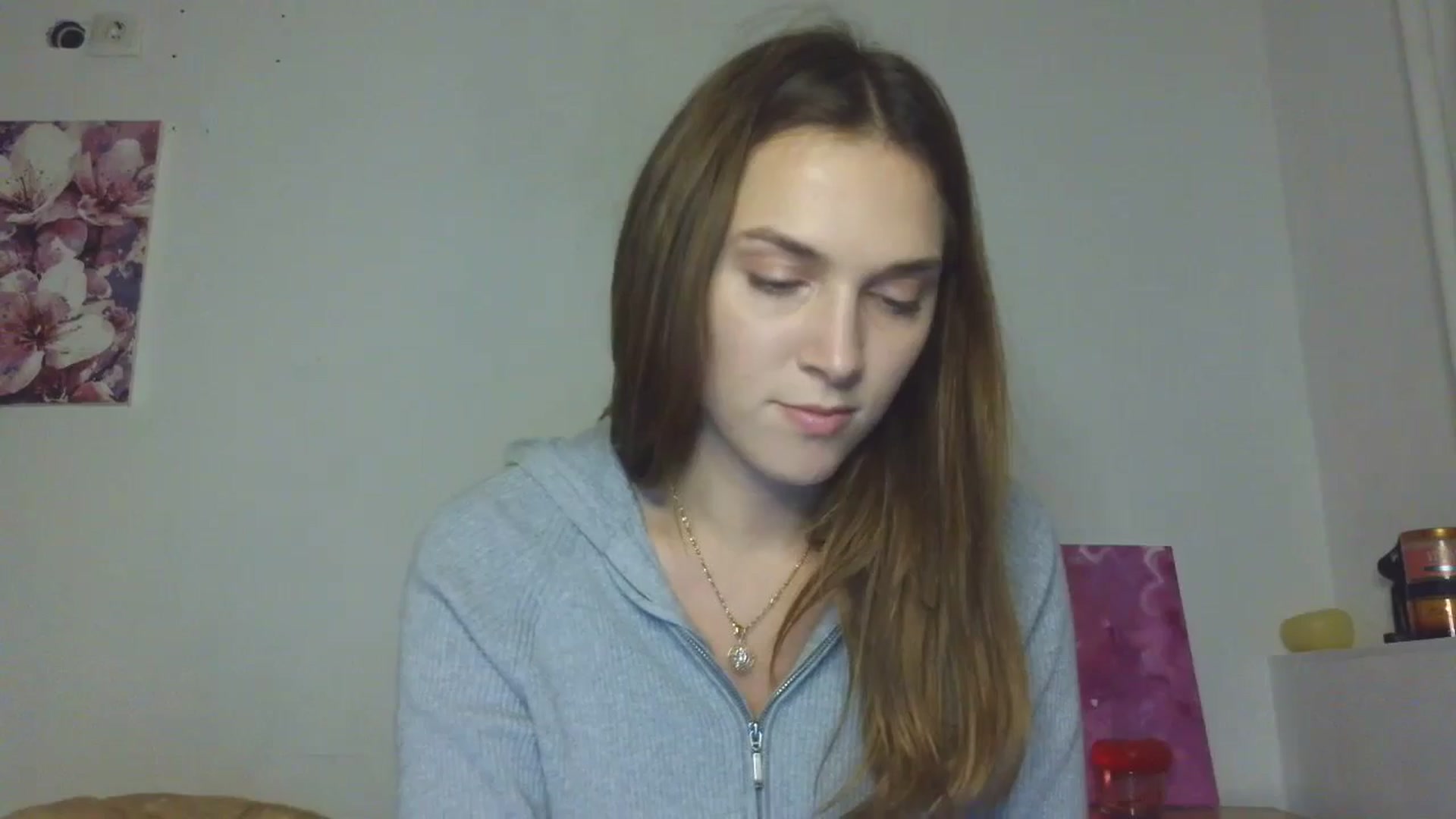 Gallery image thumbnail from HaleyReed's myfreecams stream on, 11/16/2025, 15:33 image 1 of 20