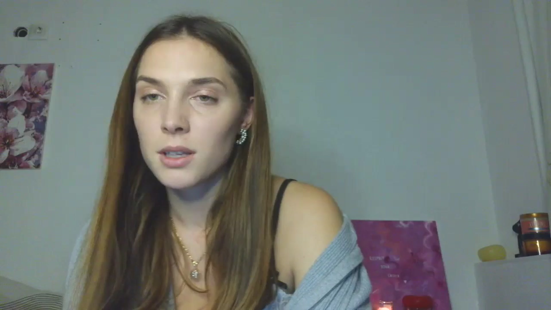 Gallery image thumbnail from HaleyReed's myfreecams stream on, 11/16/2025, 15:33 image 16 of 20