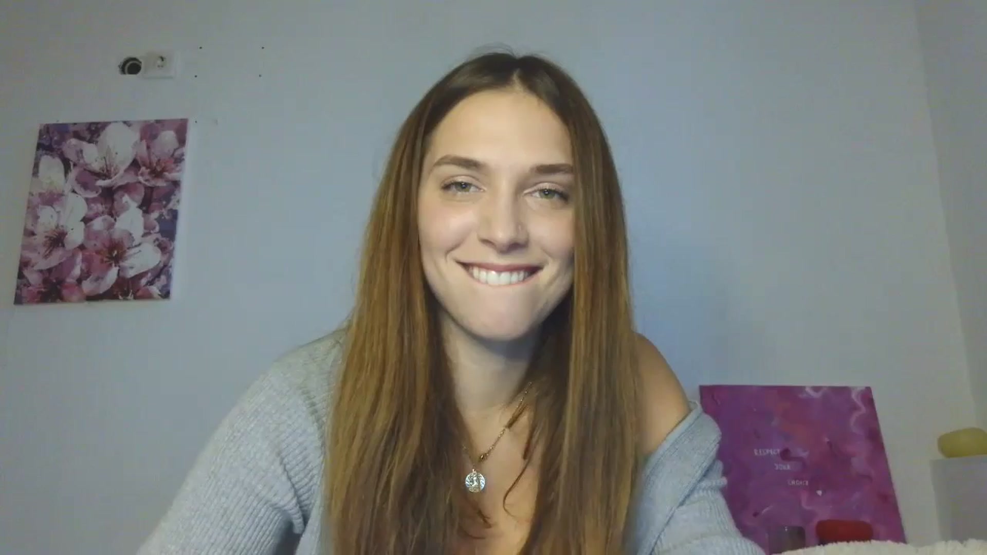 Gallery image thumbnail from HaleyReed's myfreecams stream on, 11/19/2025, 13:57 image 17 of 20