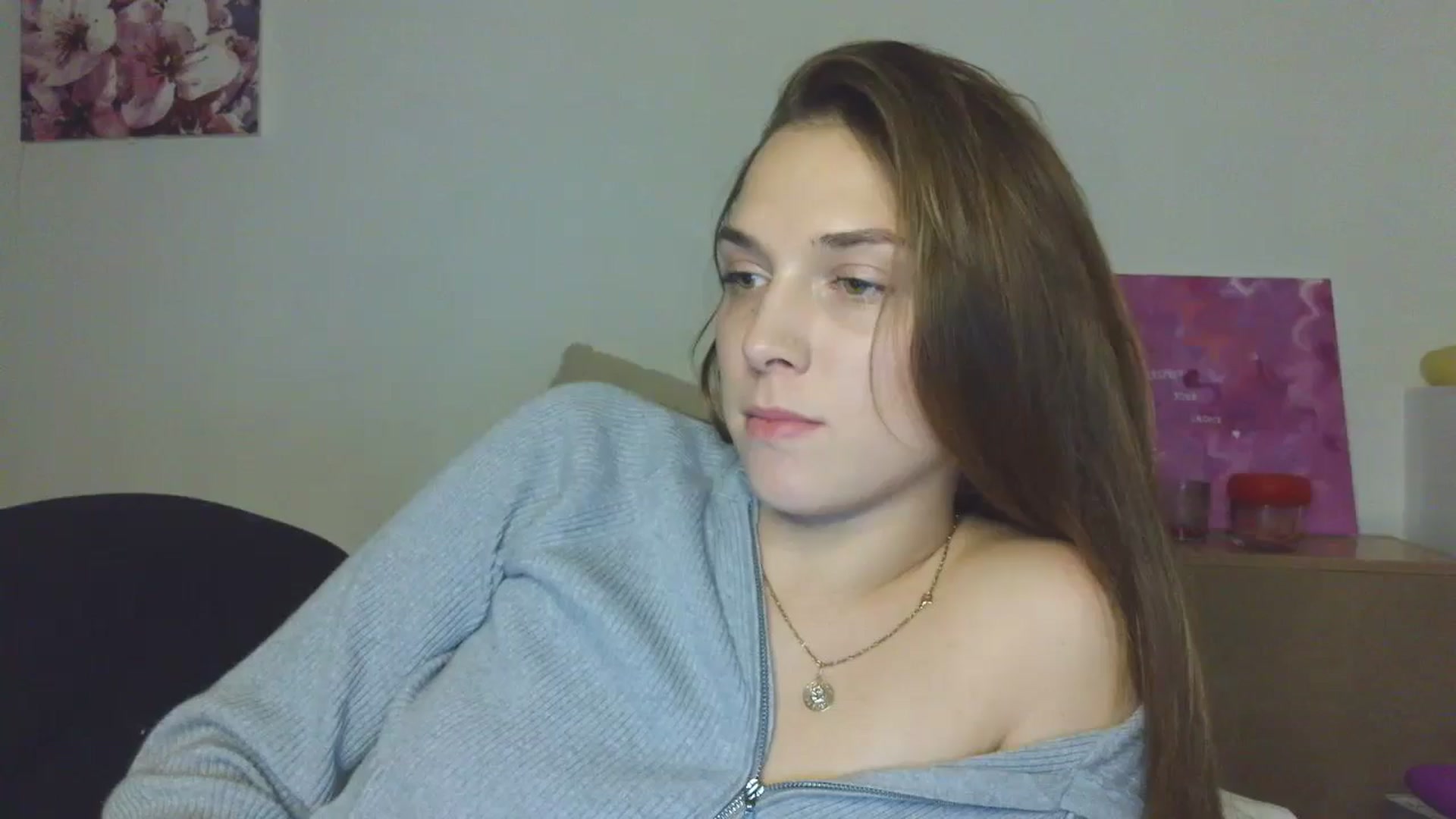 Gallery image thumbnail from HaleyReed's myfreecams stream on, 11/19/2025, 16:11 image 1 of 20