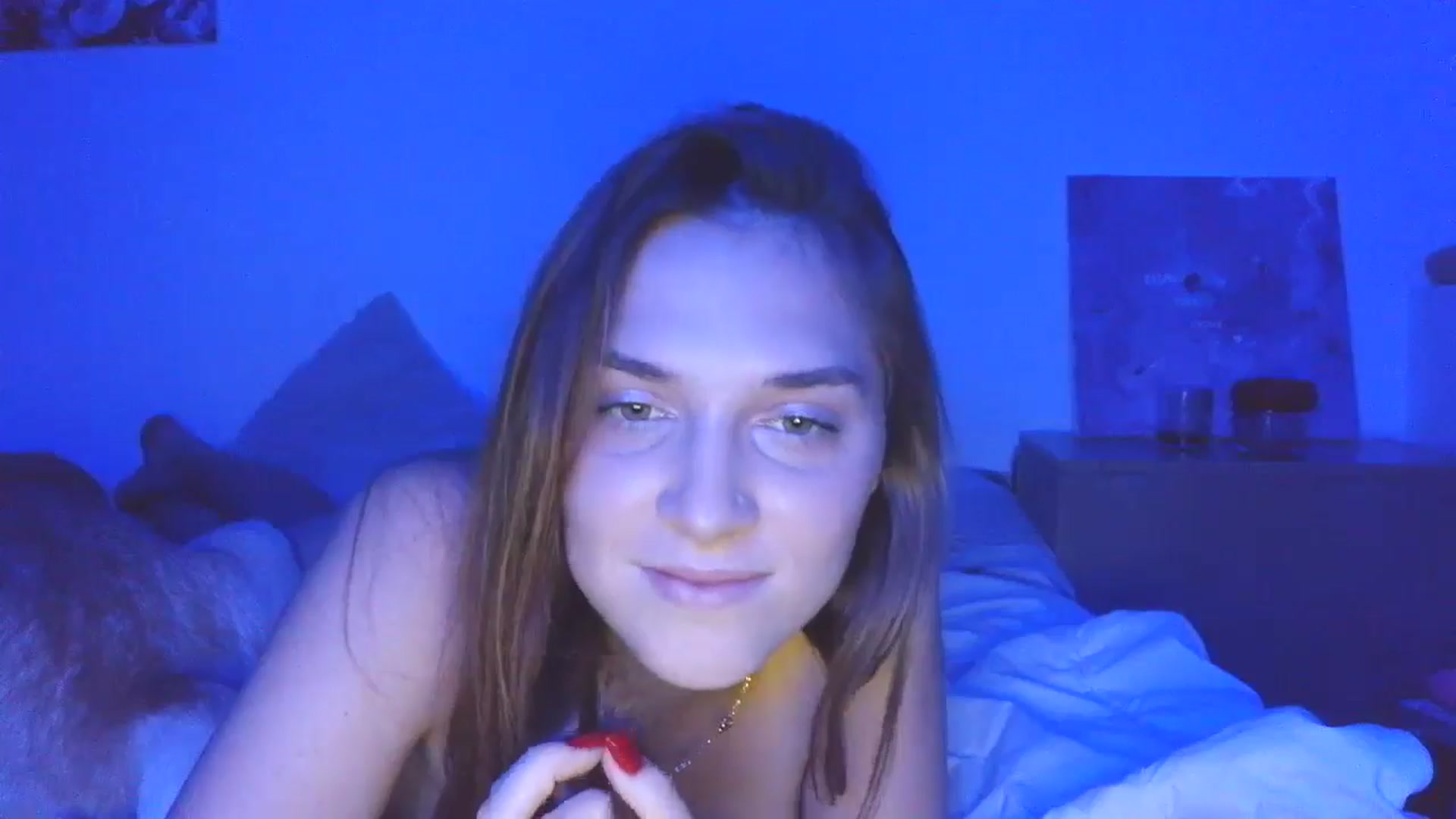 Gallery image thumbnail from HaleyReed's myfreecams stream on, 11/19/2025, 16:35 image 14 of 20