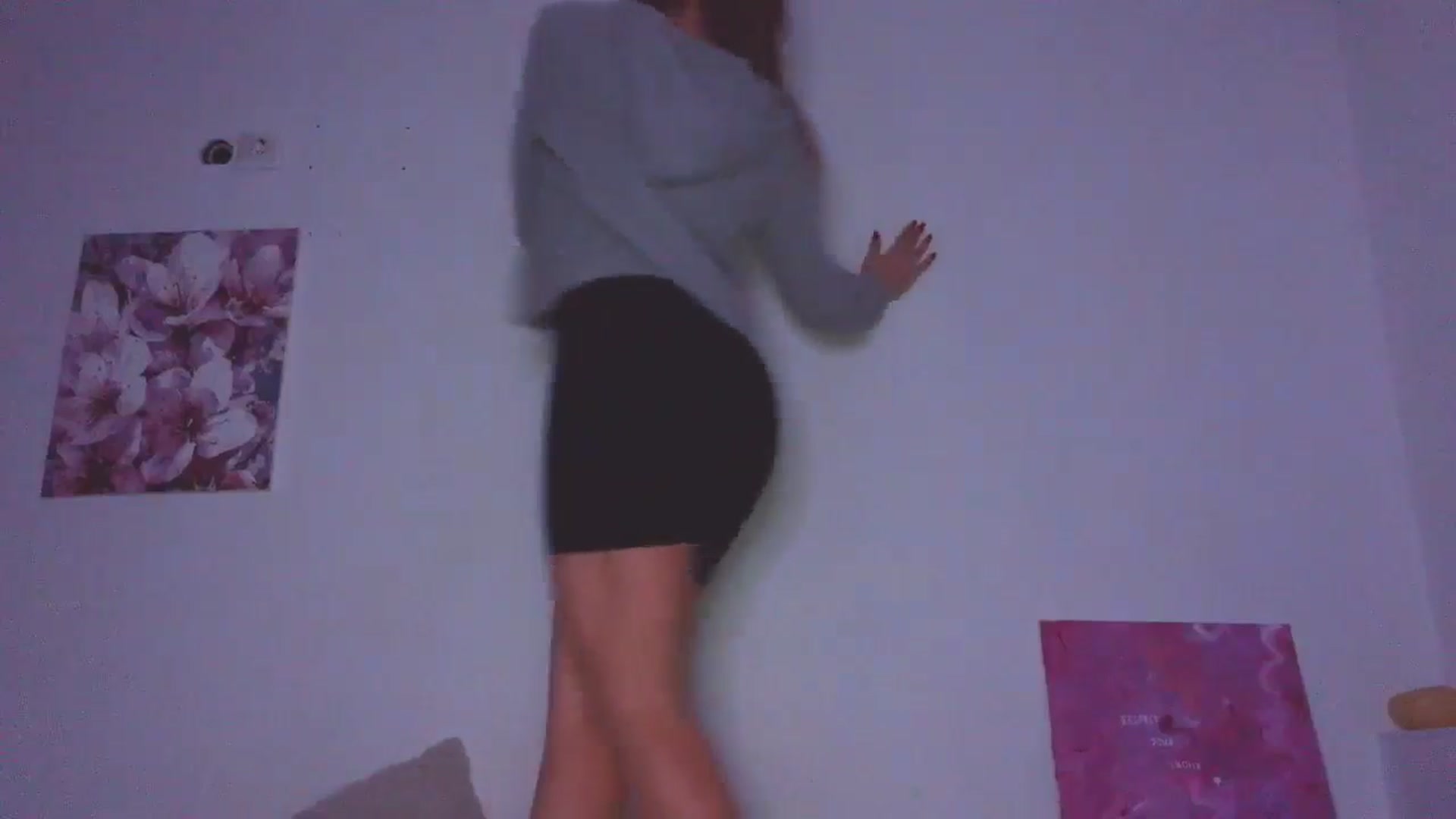 Gallery image thumbnail from HaleyReed's myfreecams stream on, 11/19/2025, 18:14 image 15 of 20