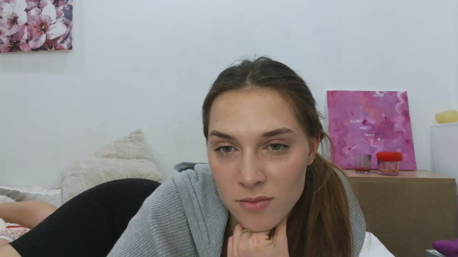 Gallery image thumbnail from HaleyReed's myfreecams stream on, 11/19/2025, 18:14 image 4 of 20
