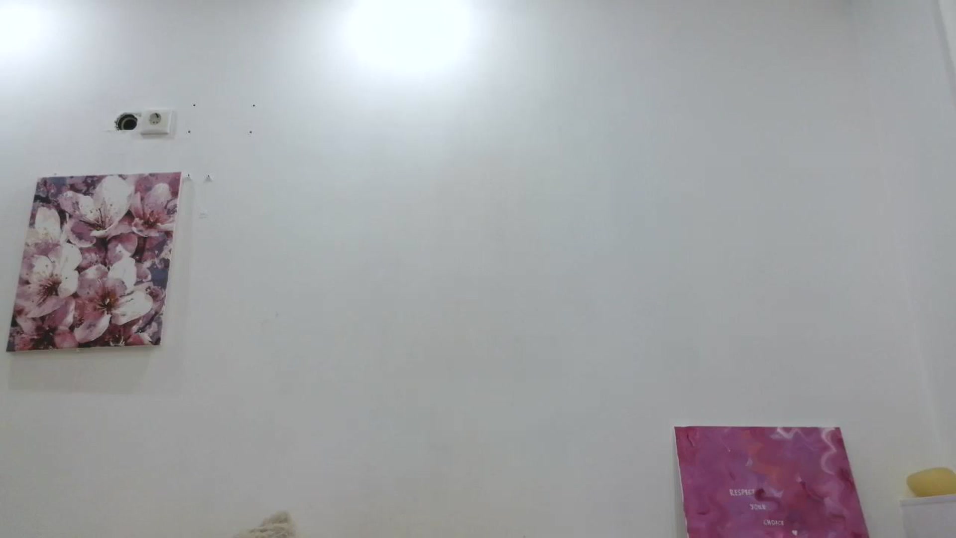 Gallery image thumbnail from HaleyReed's myfreecams stream on, 11/19/2025, 18:14 image 1 of 20