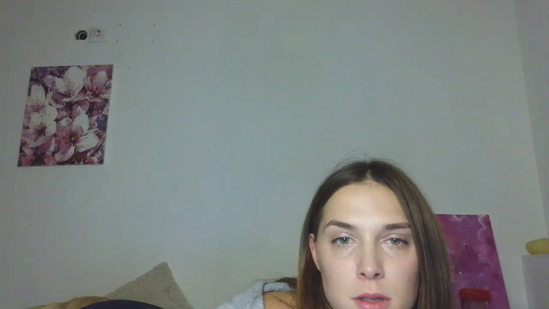 Gallery image thumbnail from HaleyReed's myfreecams stream on, 11/19/2025, 18:47 image 12 of 20