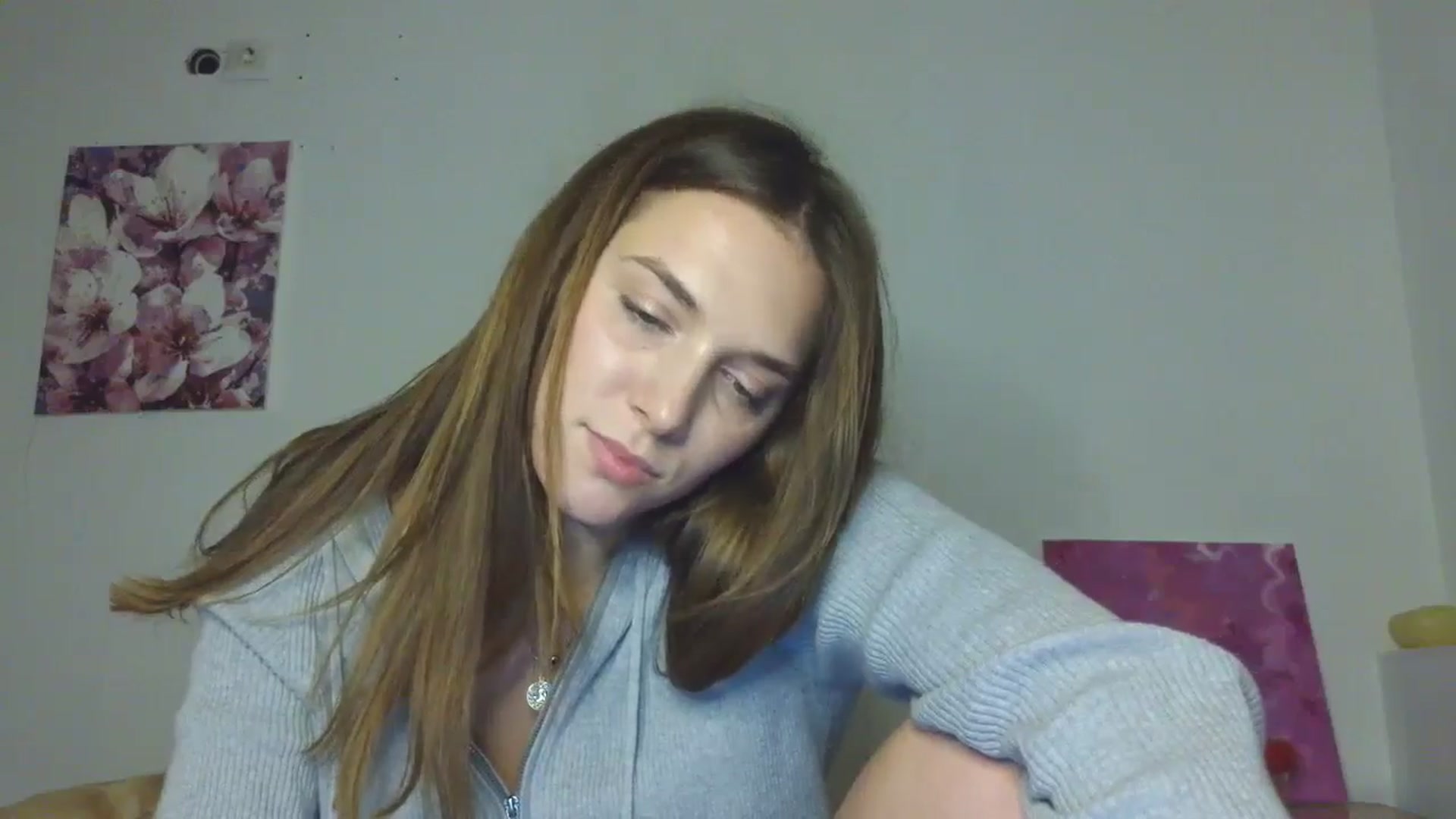 Gallery image thumbnail from HaleyReed's myfreecams stream on, 11/19/2025, 18:47 image 5 of 20