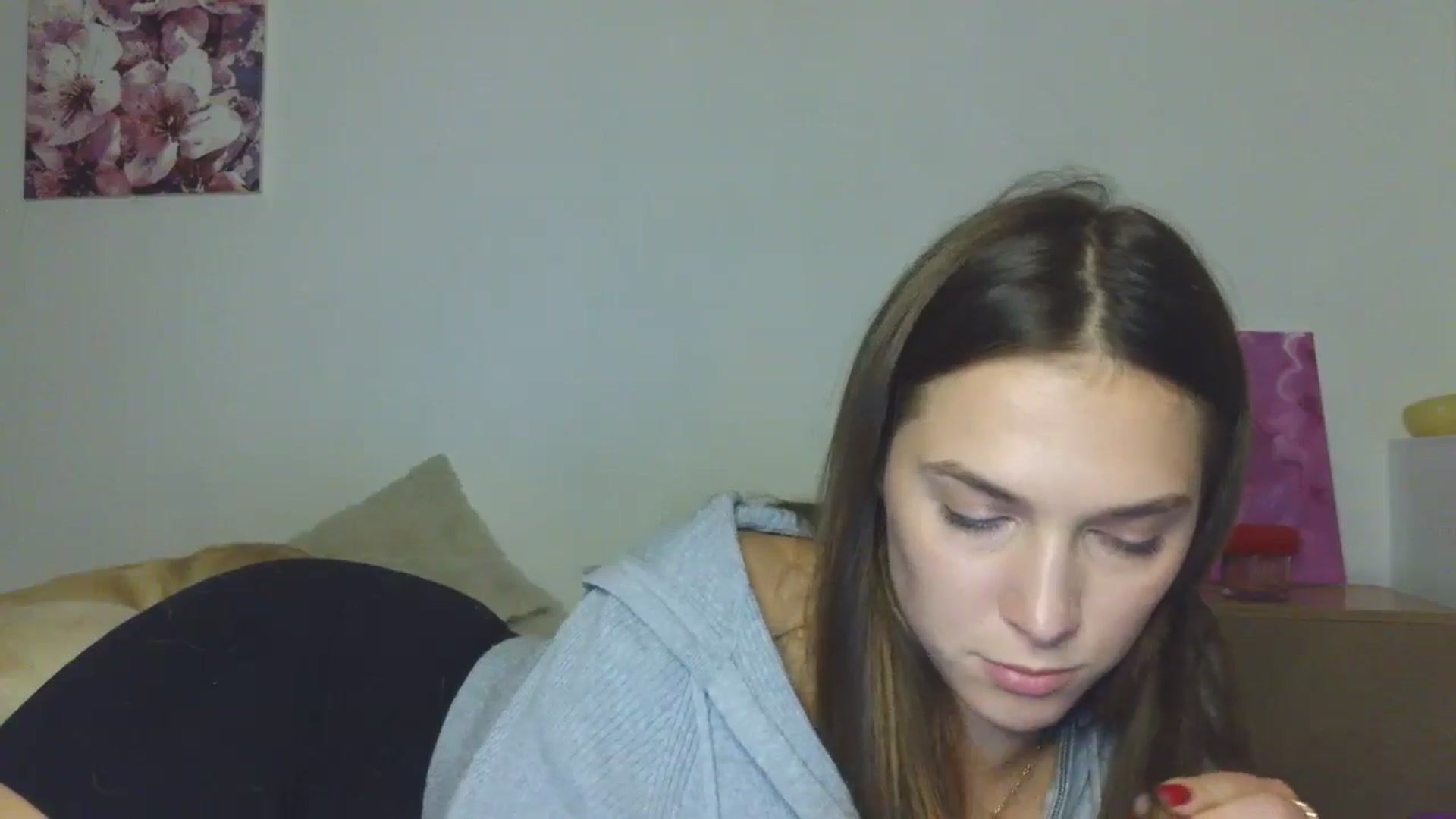 Gallery image thumbnail from HaleyReed's myfreecams stream on, 11/19/2025, 18:47 image 14 of 20