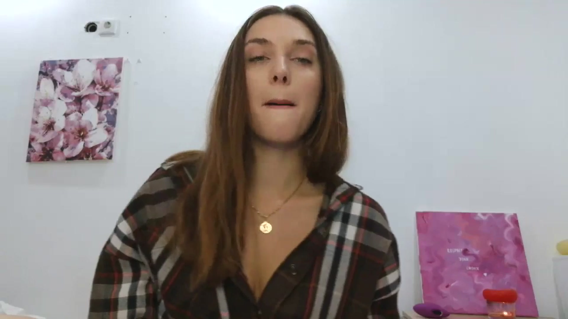 Gallery image thumbnail from HaleyReed's myfreecams stream on, 11/21/2025, 12:47 image 10 of 20