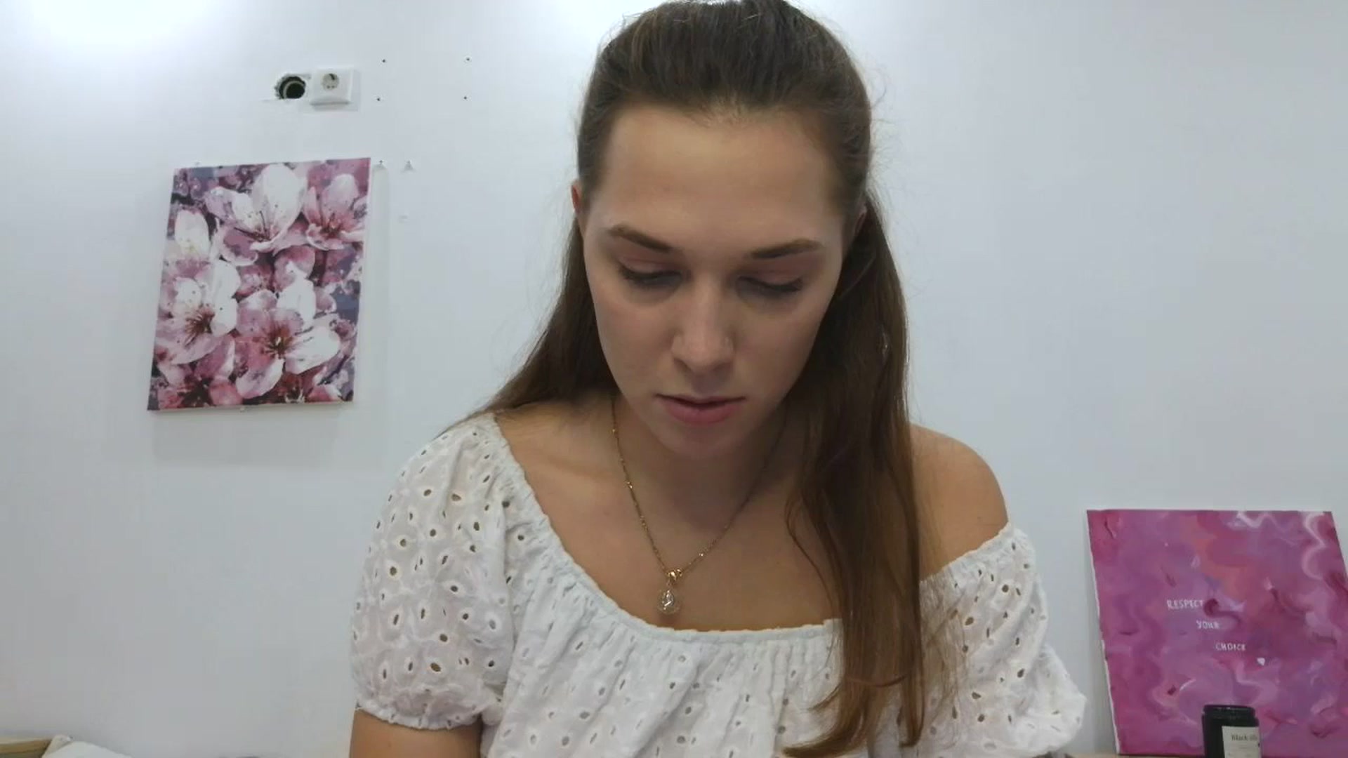 Gallery image thumbnail from HaleyReed's myfreecams stream on, 11/23/2025, 13:01 image 1 of 20