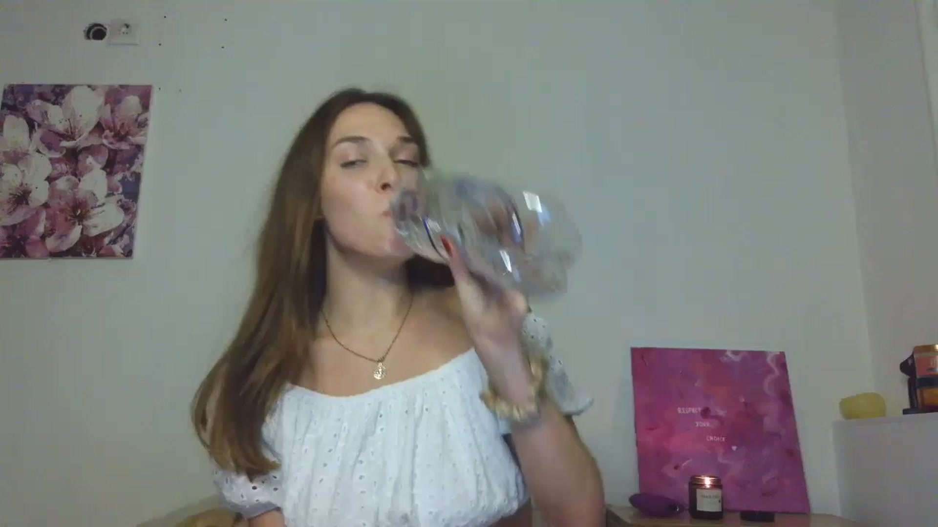 Gallery image thumbnail from HaleyReed's myfreecams stream on, 11/23/2025, 17:16 image 18 of 20