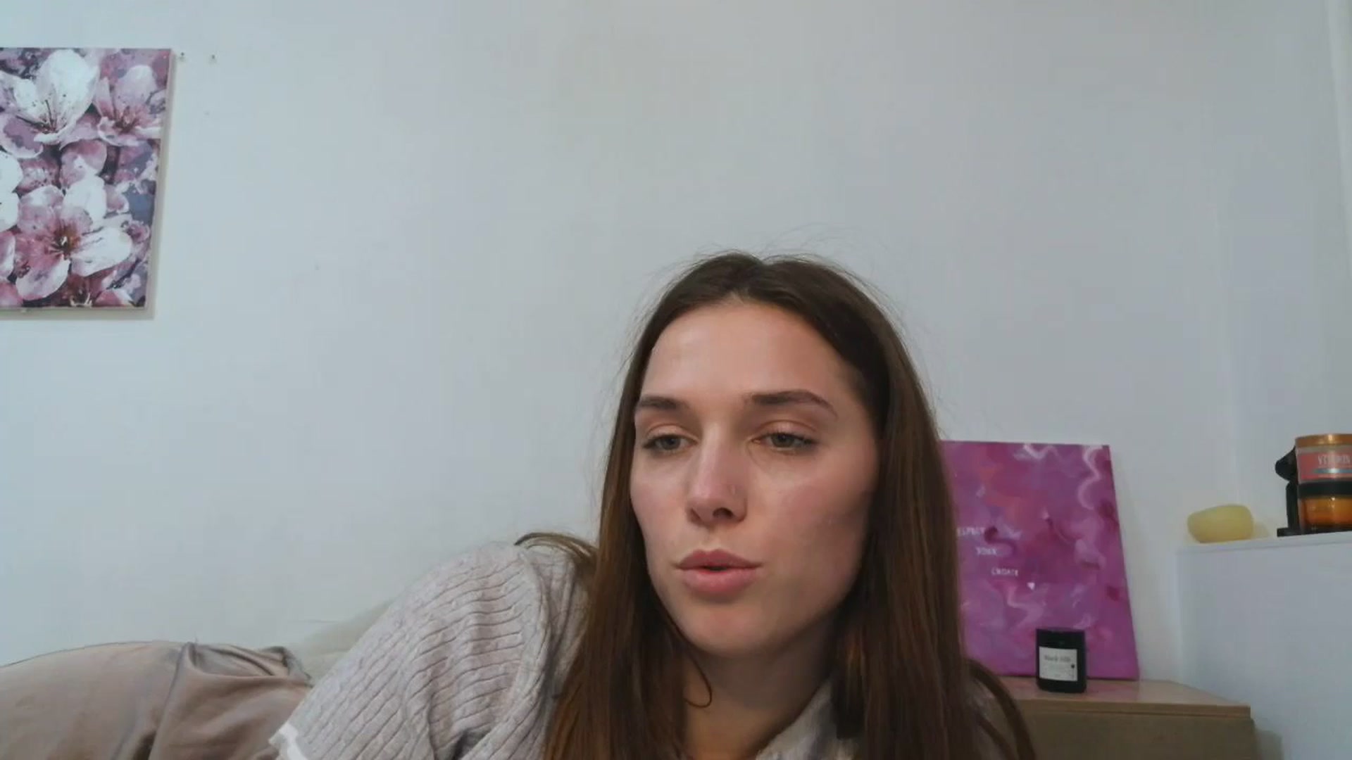 Gallery image thumbnail from HaleyReed's myfreecams stream on, 11/23/2025, 18:29 image 17 of 20
