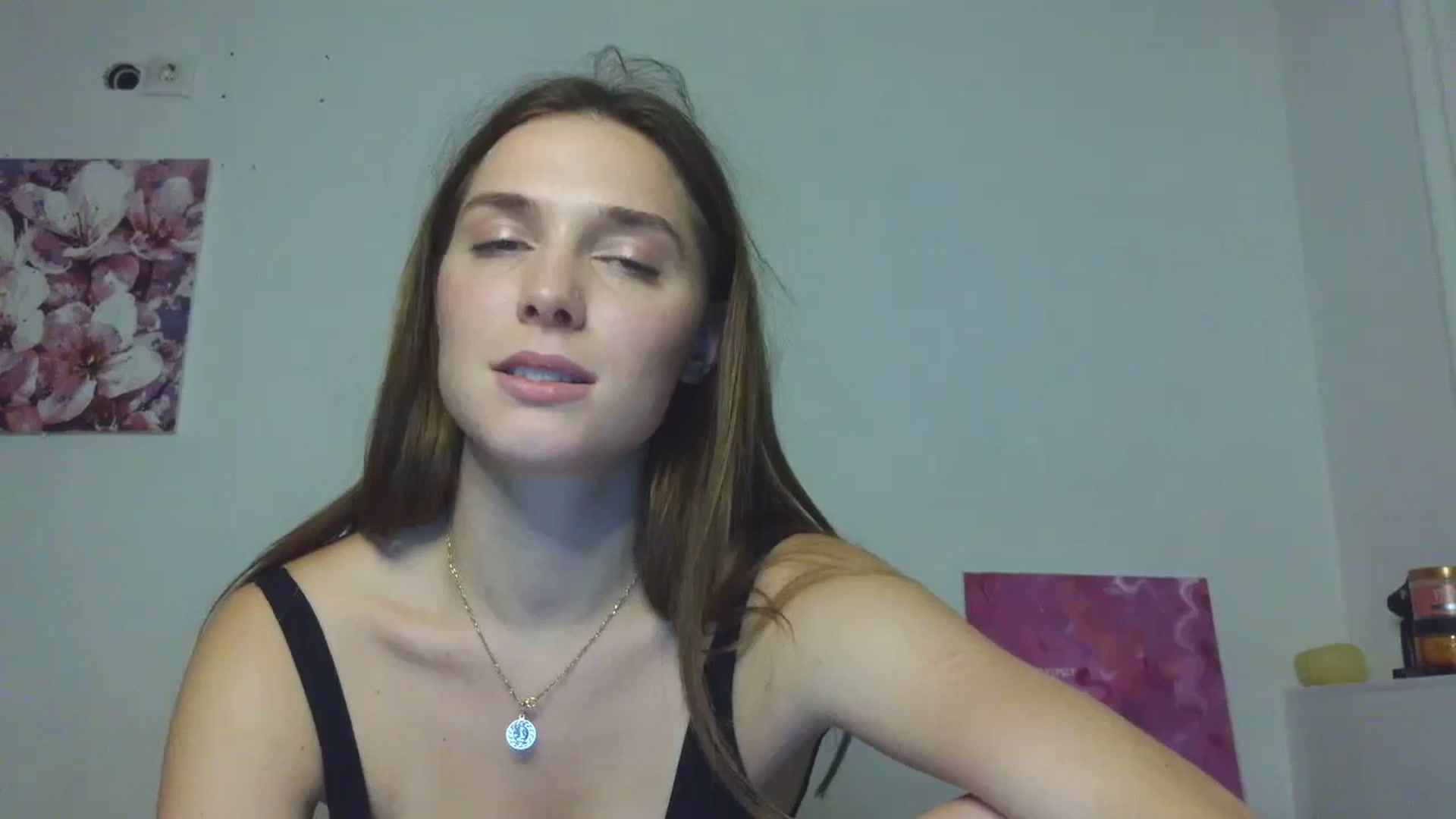 Gallery image thumbnail from HaleyReed's myfreecams stream on, 11/23/2025, 18:29 image 10 of 20