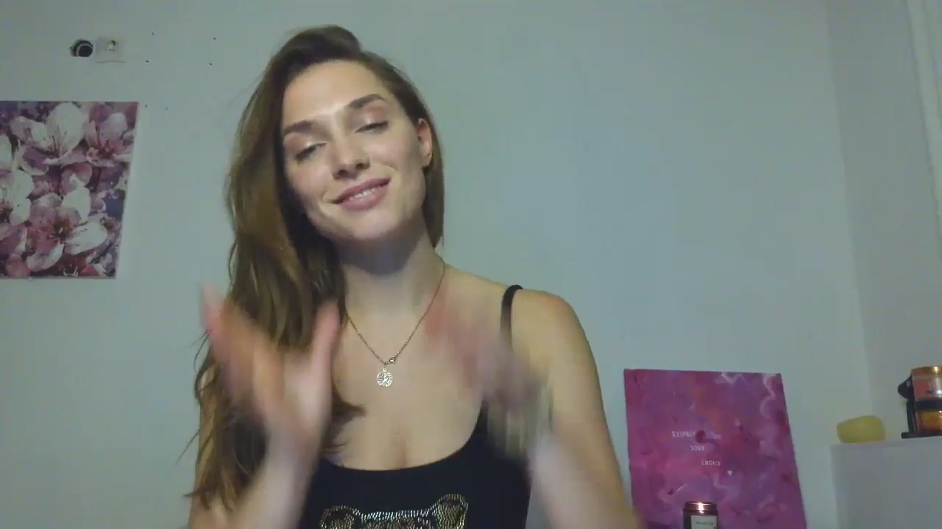 Gallery image thumbnail from HaleyReed's myfreecams stream on, 11/23/2025, 18:29 image 5 of 20