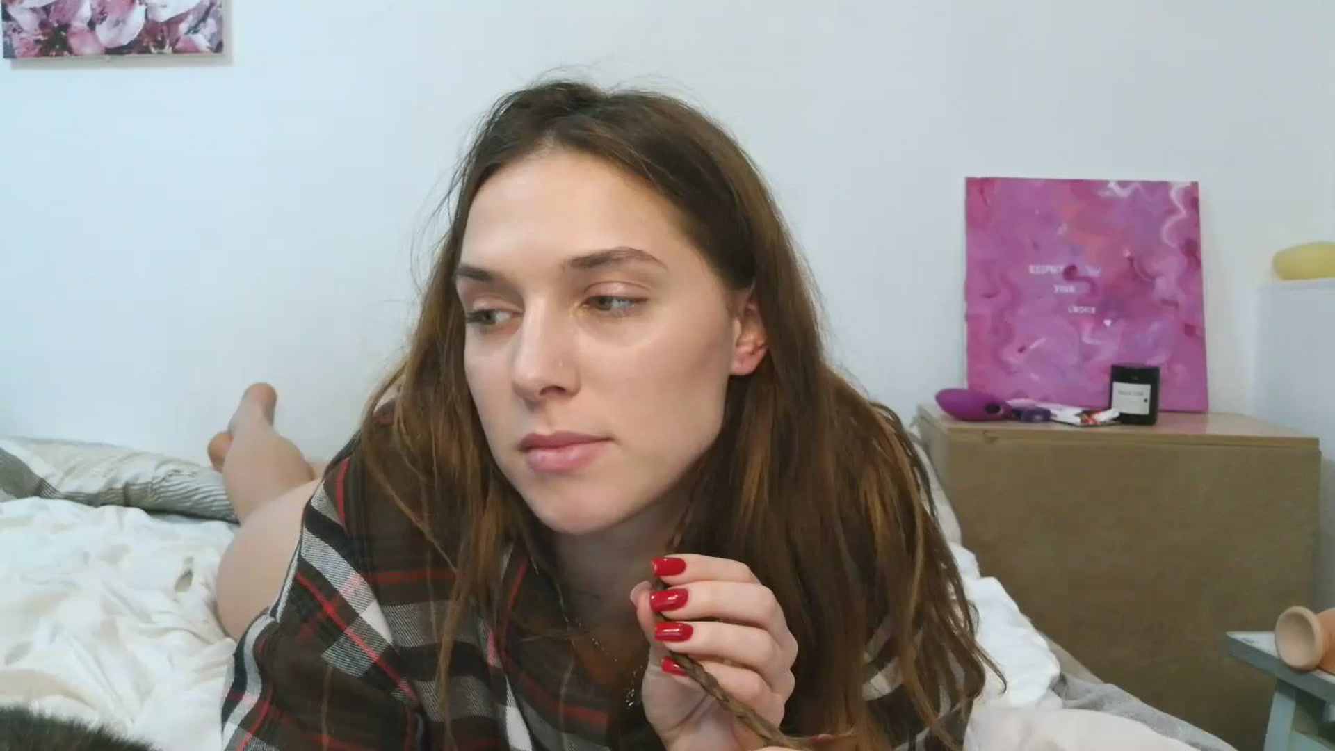 Gallery image thumbnail from HaleyReed's myfreecams stream on, 11/24/2025, 16:31 image 14 of 20