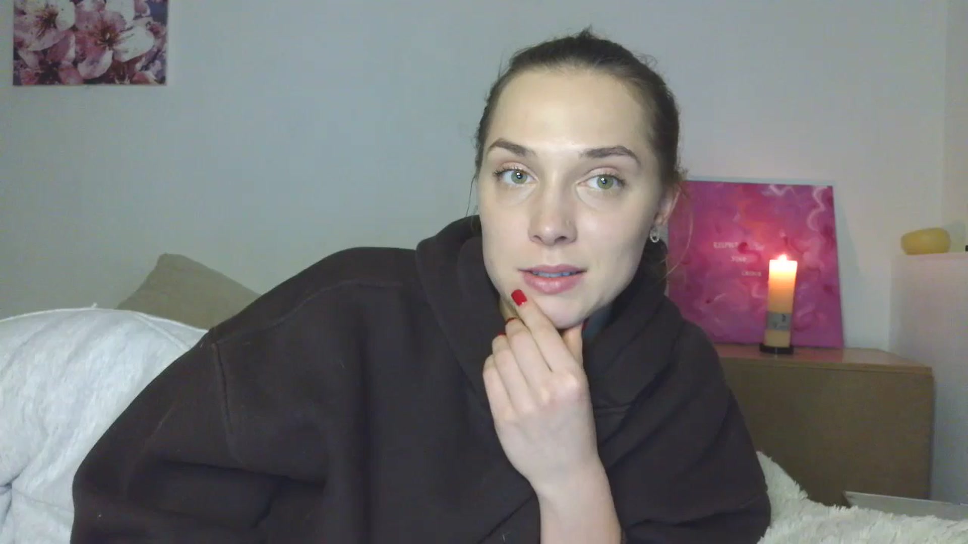 Gallery image thumbnail from HaleyReed's myfreecams stream on, 11/27/2025, 13:34 image 6 of 20