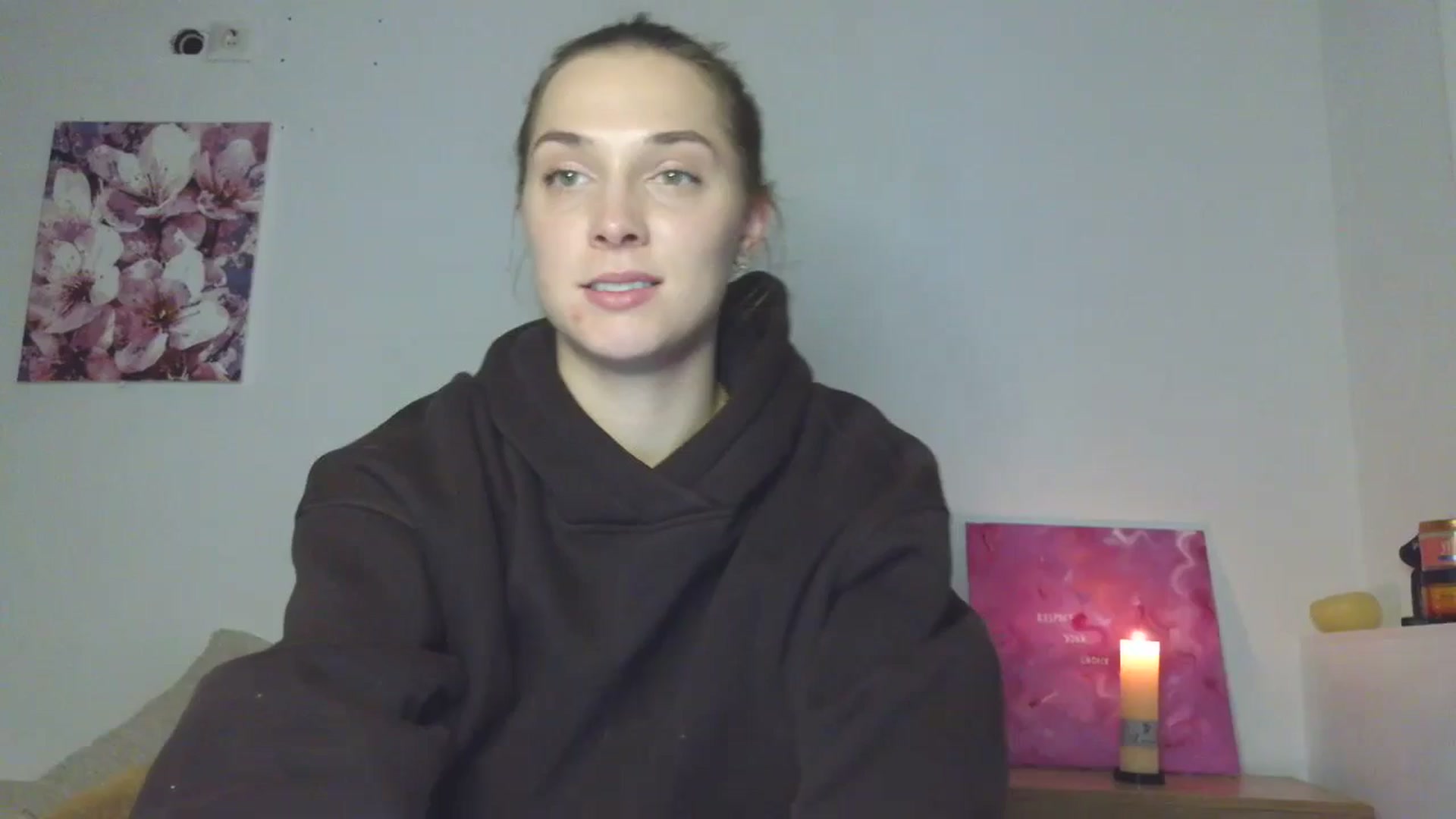 Gallery image thumbnail from HaleyReed's myfreecams stream on, 11/27/2025, 13:34 image 9 of 20