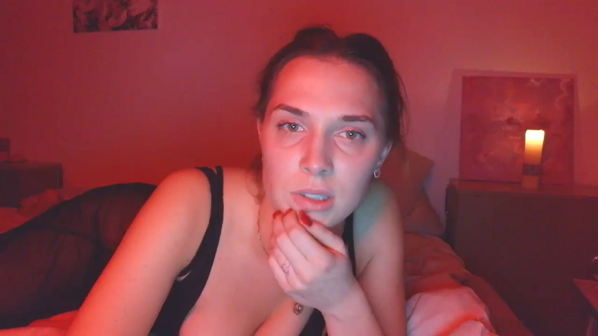 Gallery image thumbnail from HaleyReed's myfreecams stream on, 11/27/2025, 16:16 image 18 of 20