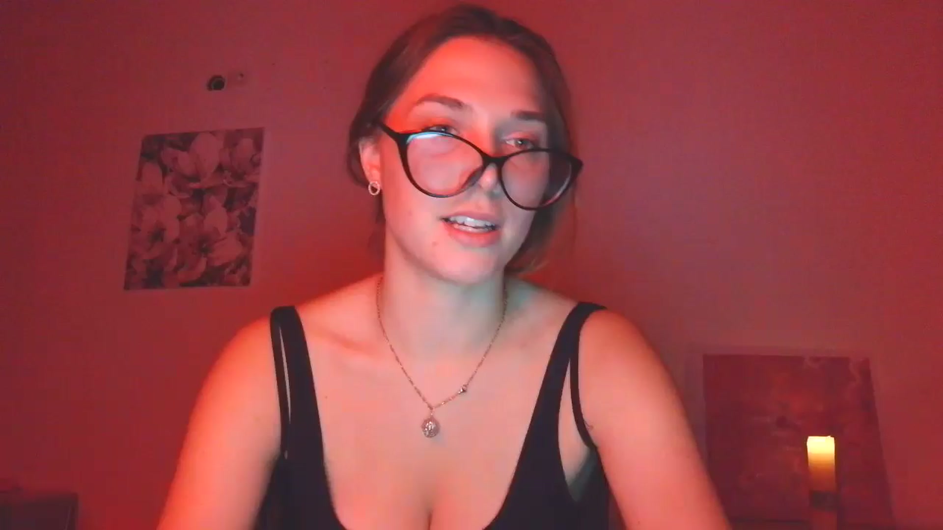 Gallery image thumbnail from HaleyReed's myfreecams stream on, 11/27/2025, 17:18 image 12 of 20