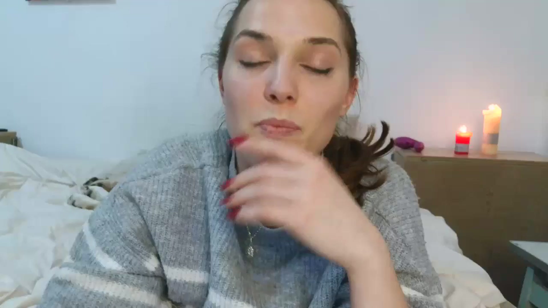Gallery image thumbnail from HaleyReed's myfreecams stream on, 11/30/2025, 18:23 image 18 of 20